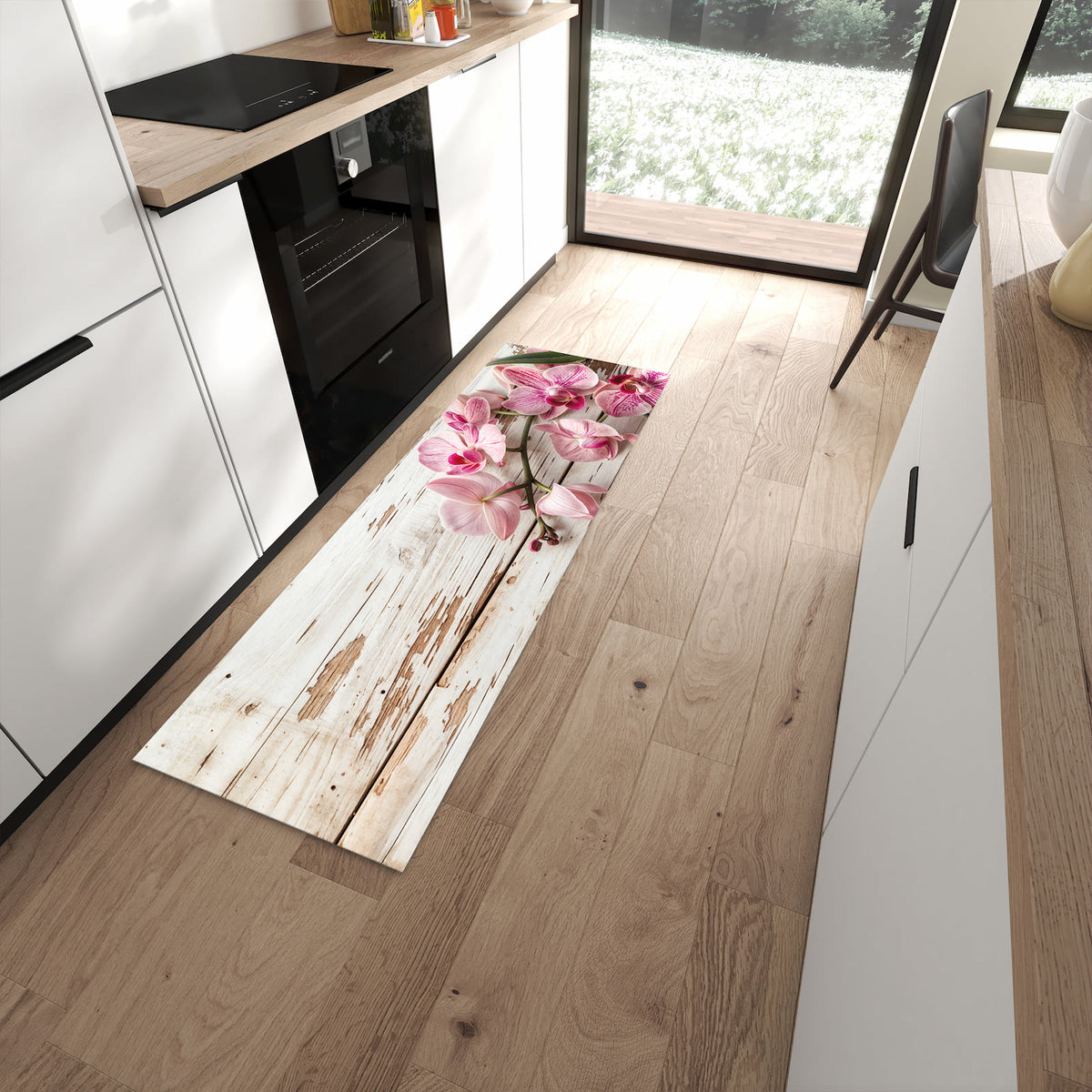 Bodenschonender rutschfester Küchenläufer mit Motiv Orchideen auf Holz in moderner Küche