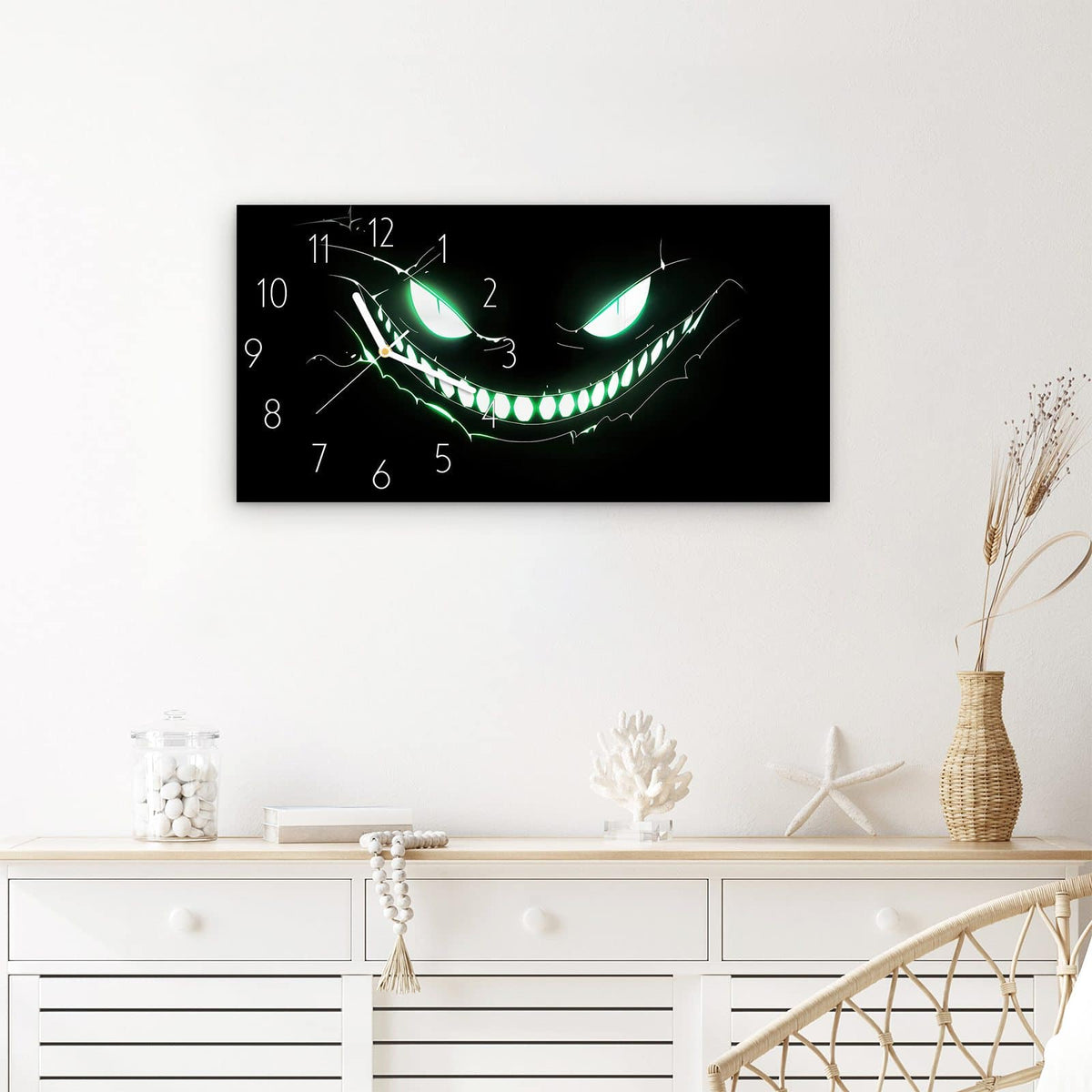 Wanduhr Grinsendes Gesicht aus Glas – Querformat 60 × 30 cm – Neongesicht mit breitem Grinsen