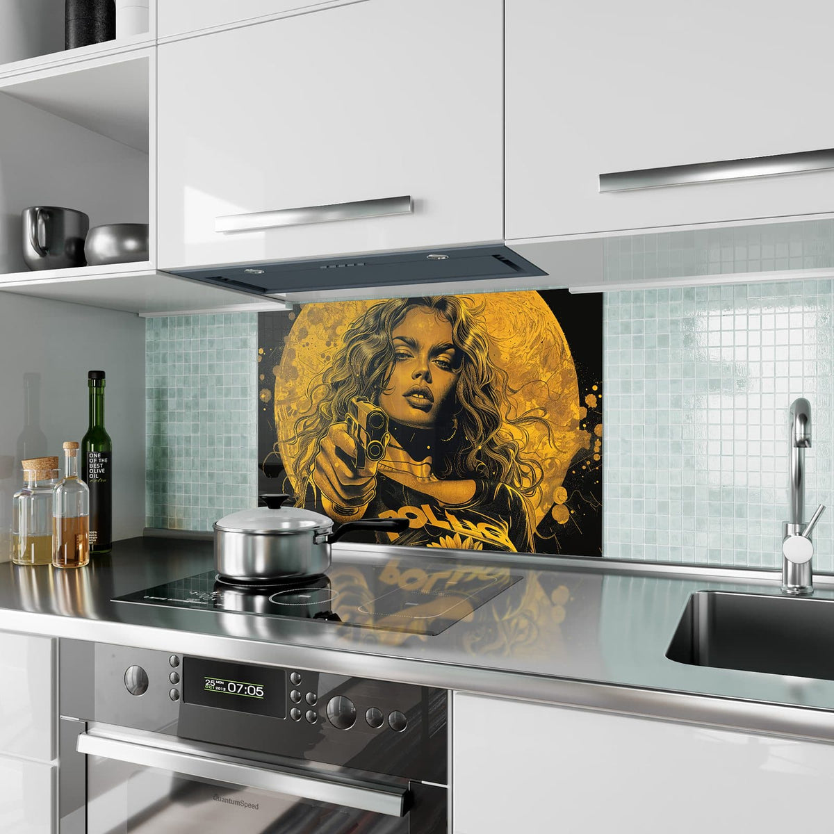Küchenrückwand aus Glas Pop Art Frau in Gelb im Hochformat als Spritzschutz hinter dem Kochfeld, über dem Fliesenspiegel montiert