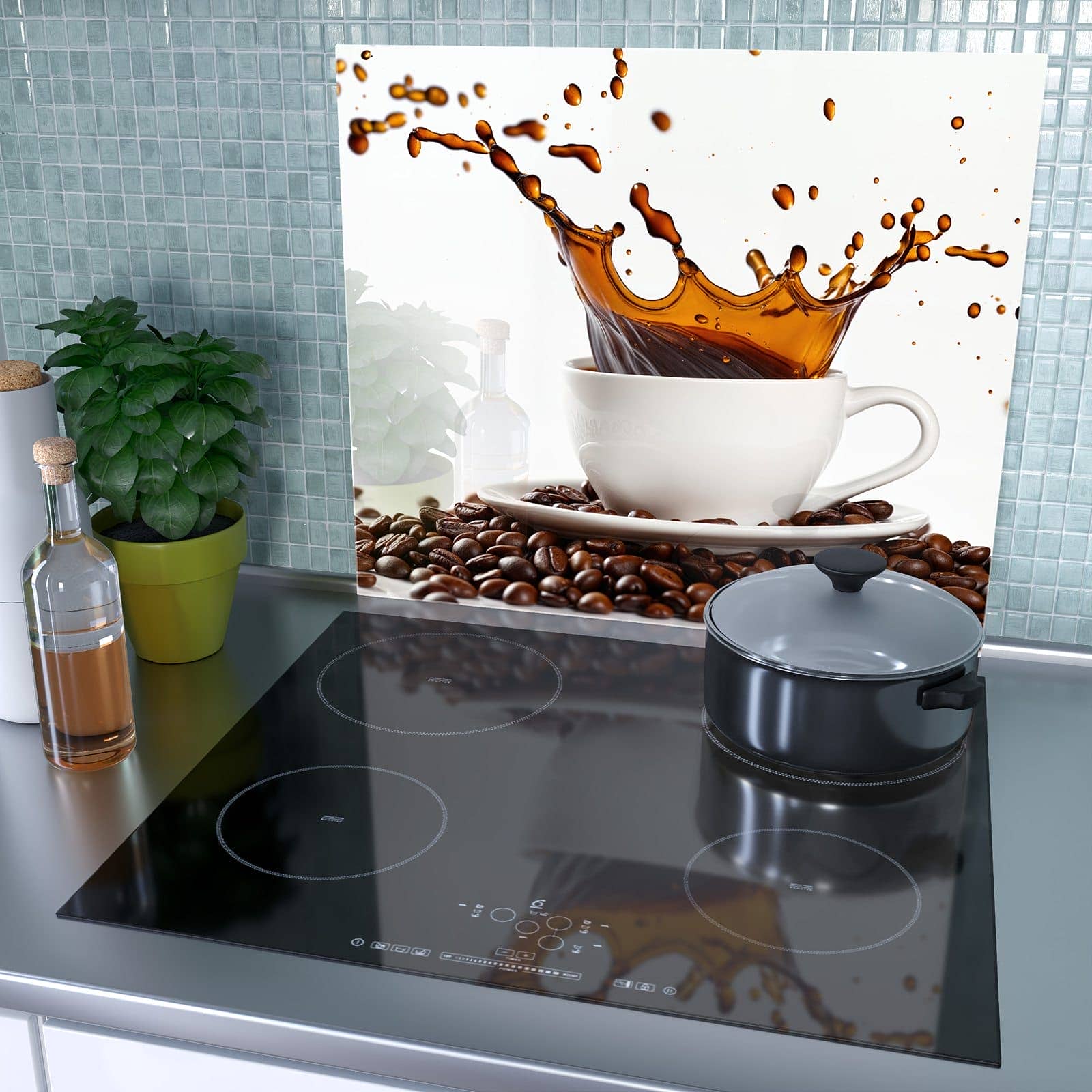1-teilige Herdabdeckung aus Glas mit Kaffeespritzer-Motiv als Spritzschutz hinter dem Kochfeld
