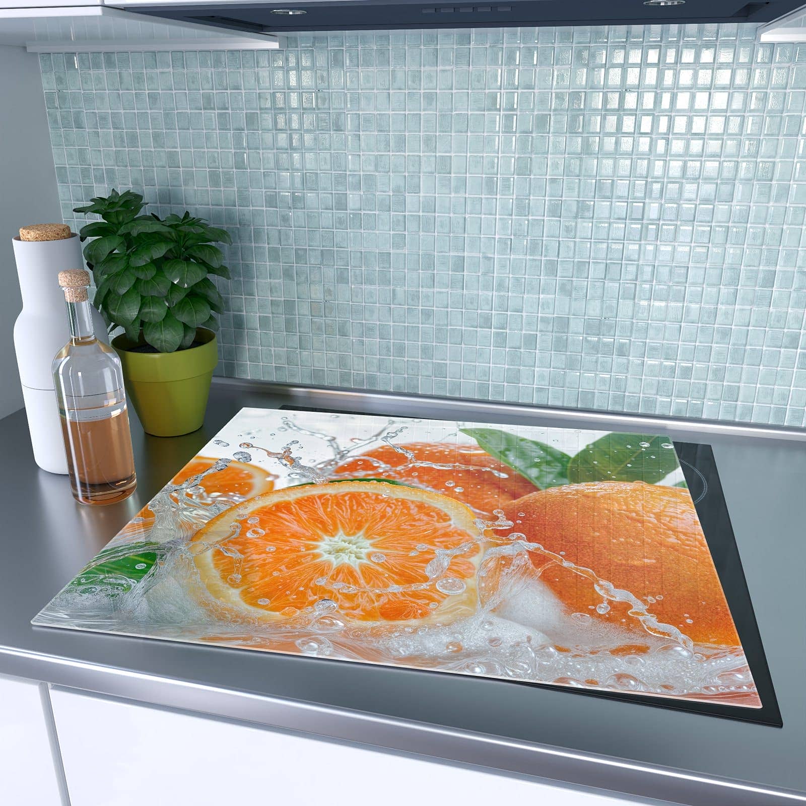 1-teilige Kochfeldabdeckung mit Spritzige Orangen-Motiv auf dem Ceranfeld