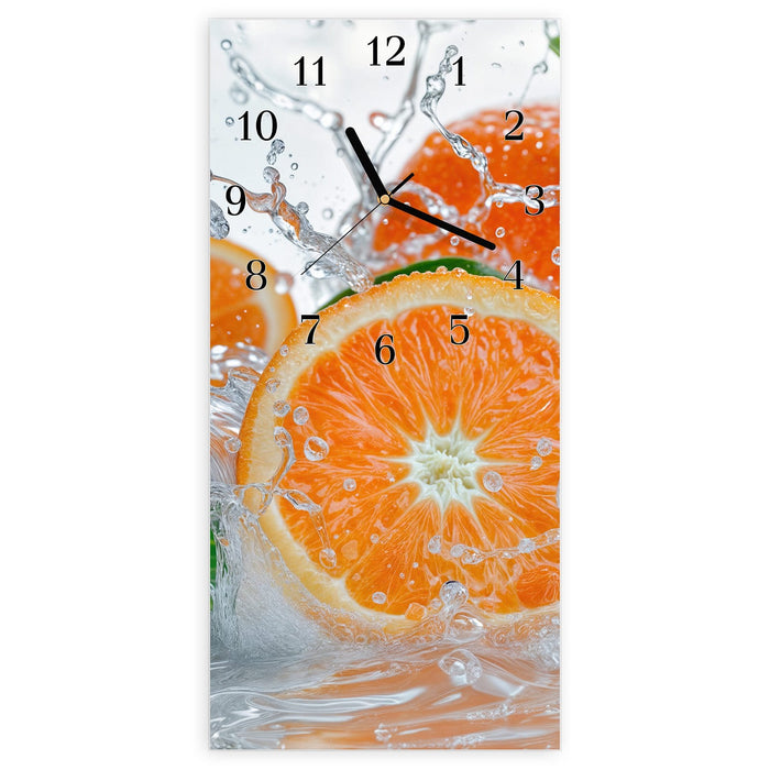 Wanduhr Spritzige Orangen aus Glas – Hochformat 30 × 60 cm mit Ziffernblatt Klassisch
