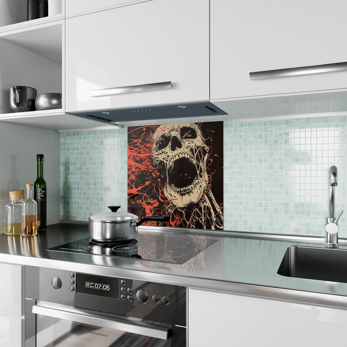 Küchenrückwand Schreiender Schädel aus Glas – Schädel mit orange-roten Spritzern