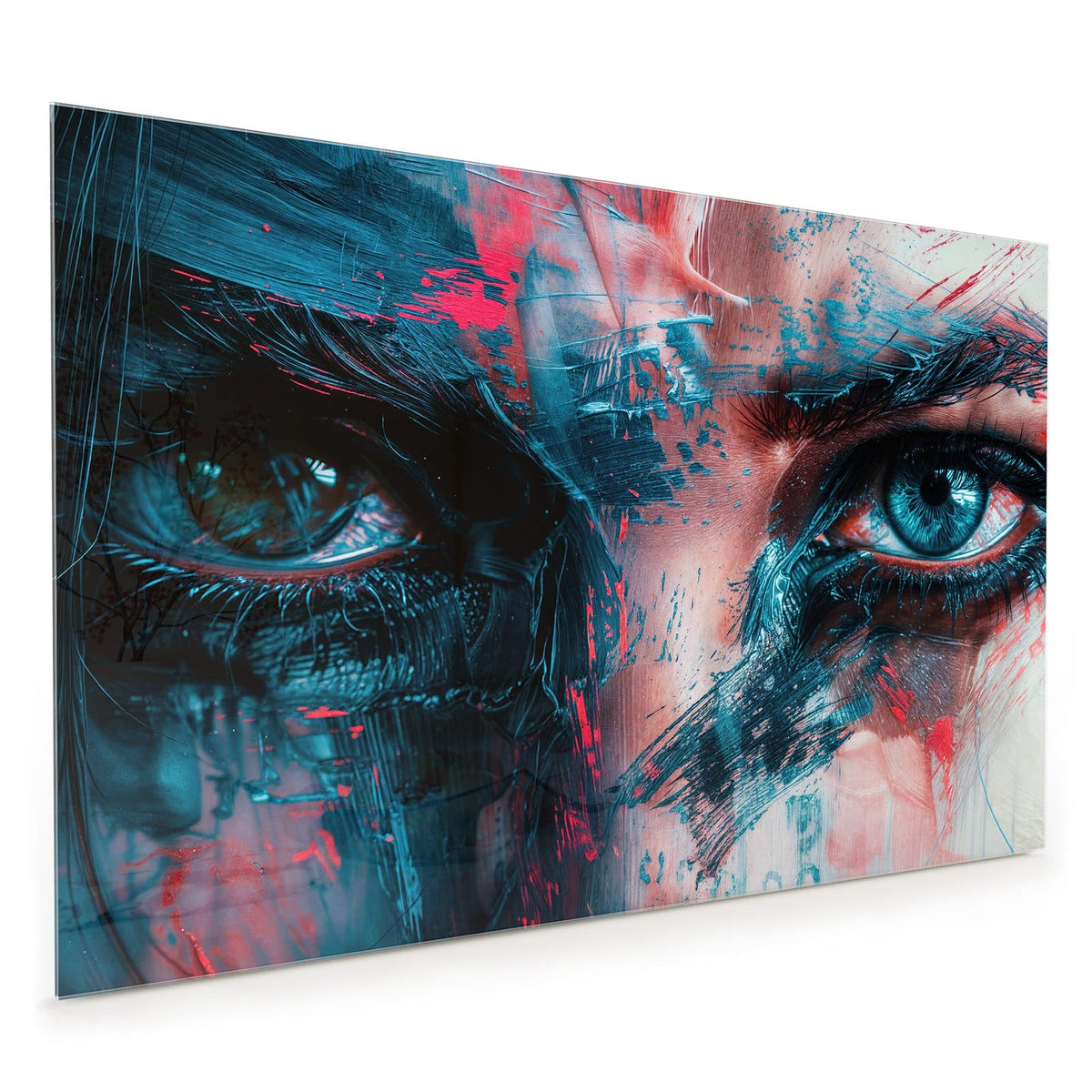 Küchenrückwand aus Glas im Hochformat: Dunkles Gesicht in Nahaufnahme, ein Auge frei, darüber blaue und rote Pinselstriche