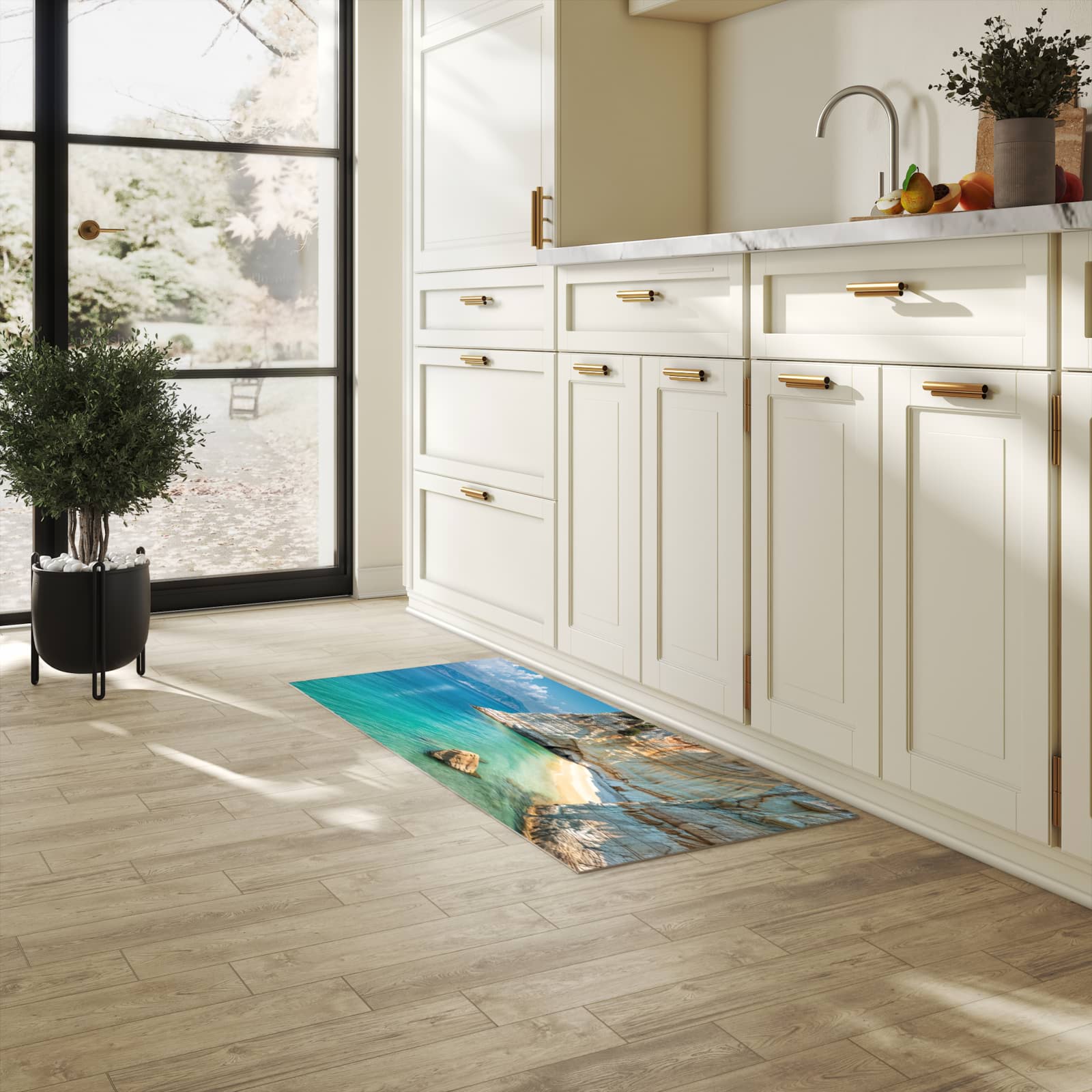 Langlebiger Küchenteppich mit Motiv Küstenparadies in heller Küche