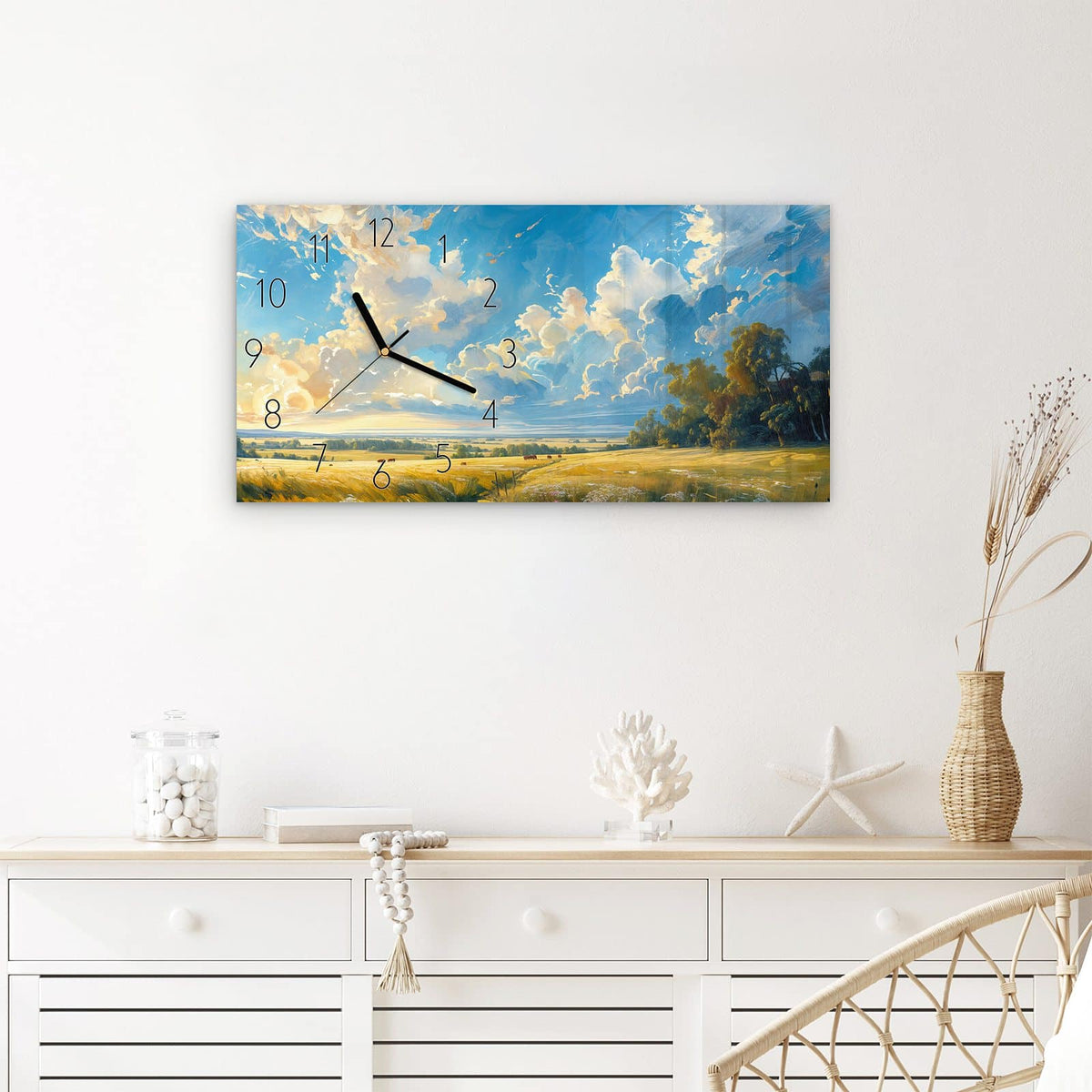 Wanduhr Landschaft mit Wolken aus Glas – Querformat 60 × 30 cm – Goldenes Feld unter Wolkenhimmel