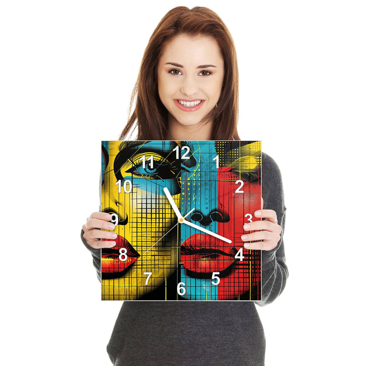 Quadratische Wanduhr aus Glas Zwei Gesichter in zwei Händen gehalten – Größenvergleich, 30 × 30 cm