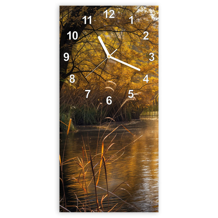 Wanduhr Herbstliches Ufer aus Glas – Hochformat 30 × 60 cm mit Ziffernblatt Modern