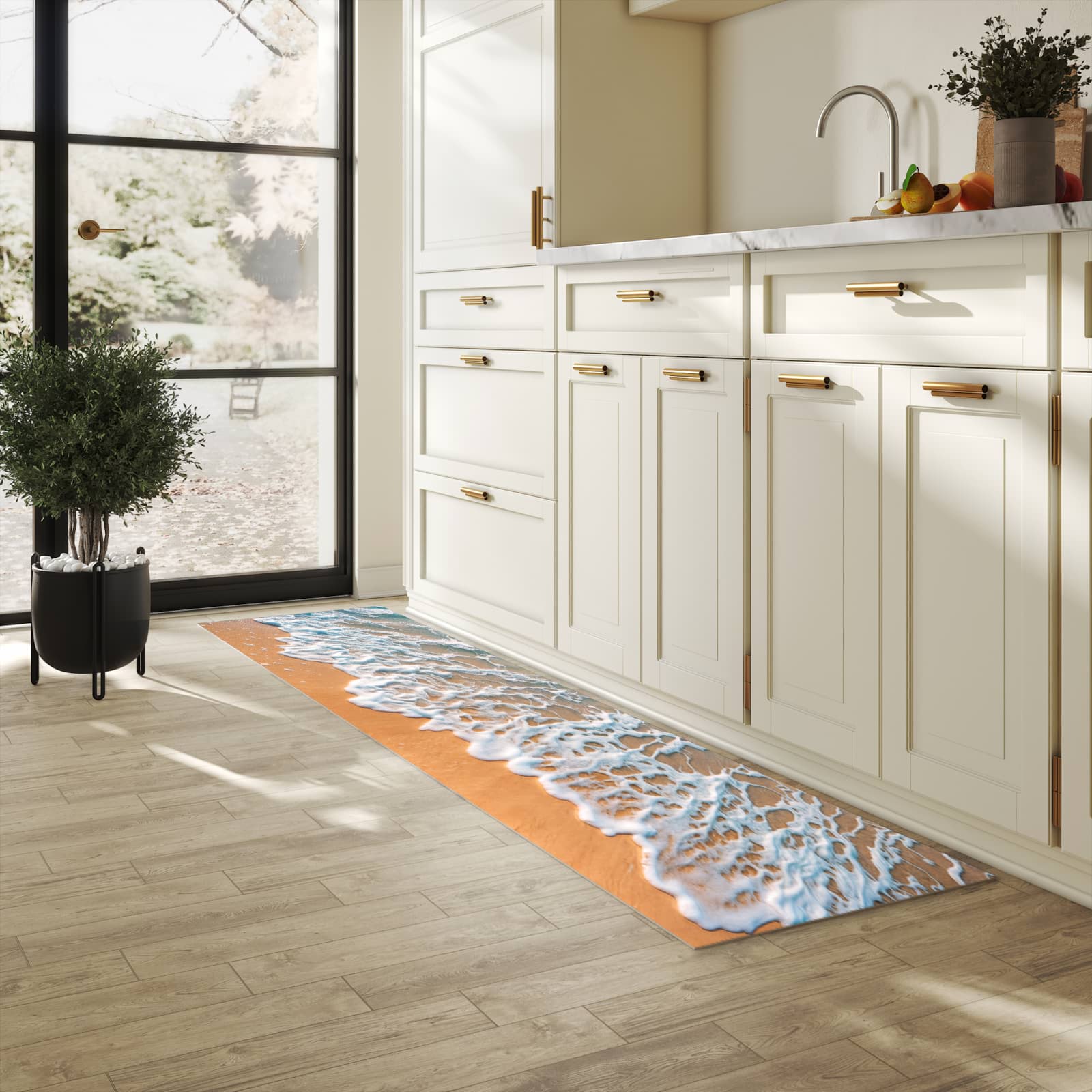 Hygienischer rutschfester Küchenteppich mit Motiv Strand und Wellen in heller Küche