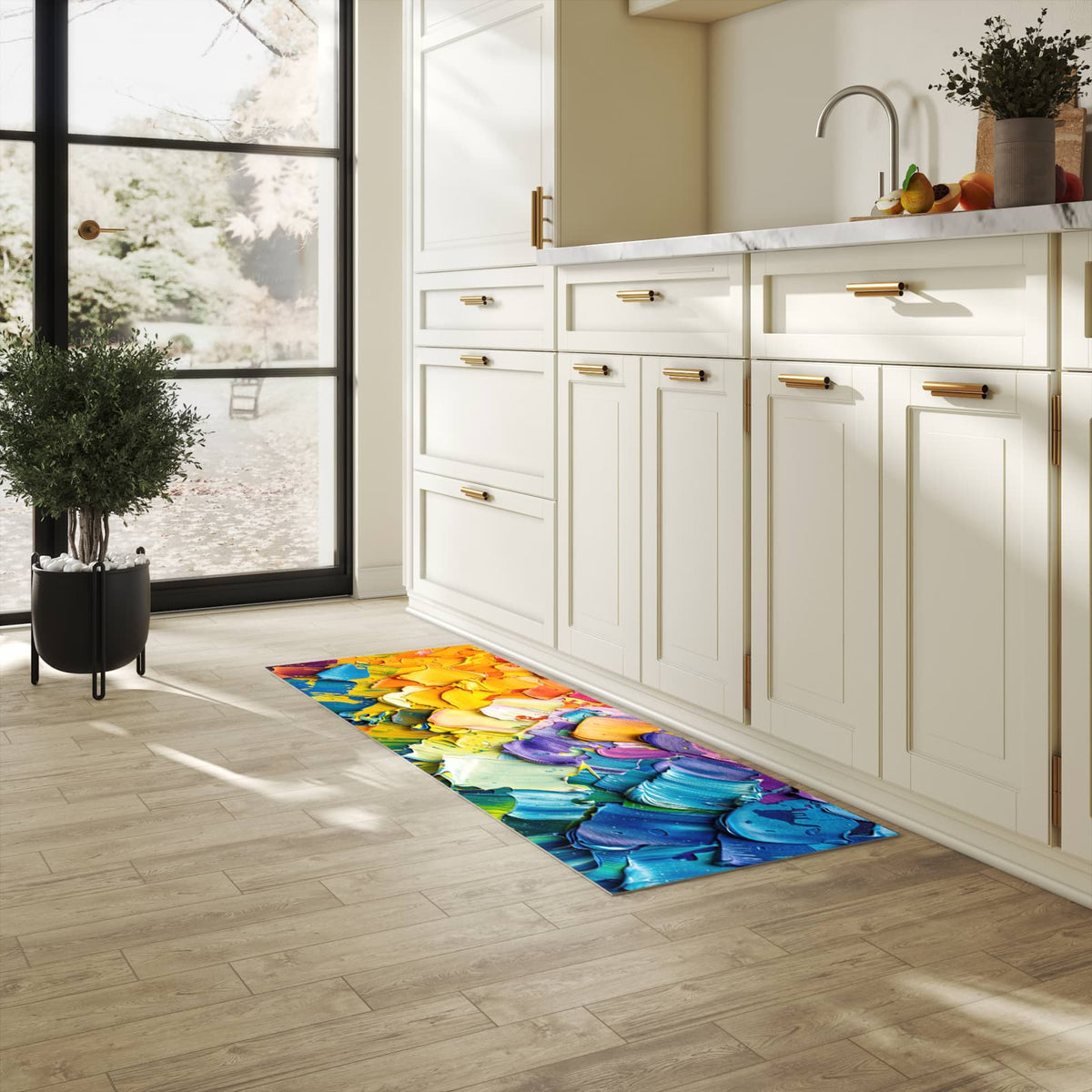 Strapazierfähiger Teppich für Esstisch mit Motiv Farbenfrohe Pinselstriche in heller Küche