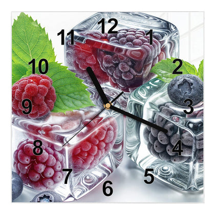Wanduhr Quadratisch mit dem Motiv Beeren und Minze im Eis