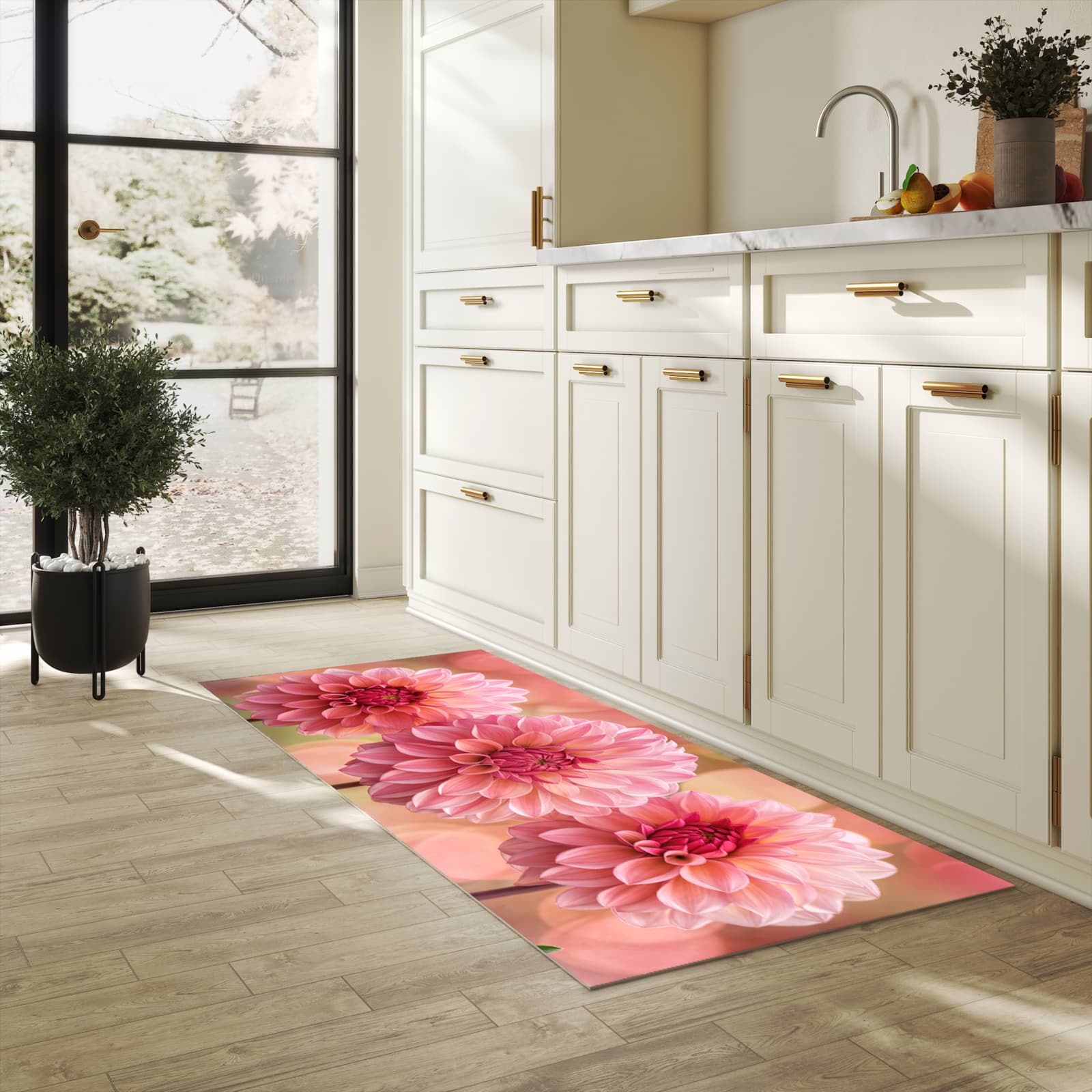 Läufer für die Küche mit Motiv Drei Blumenblüten in heller Küche für Ordnung