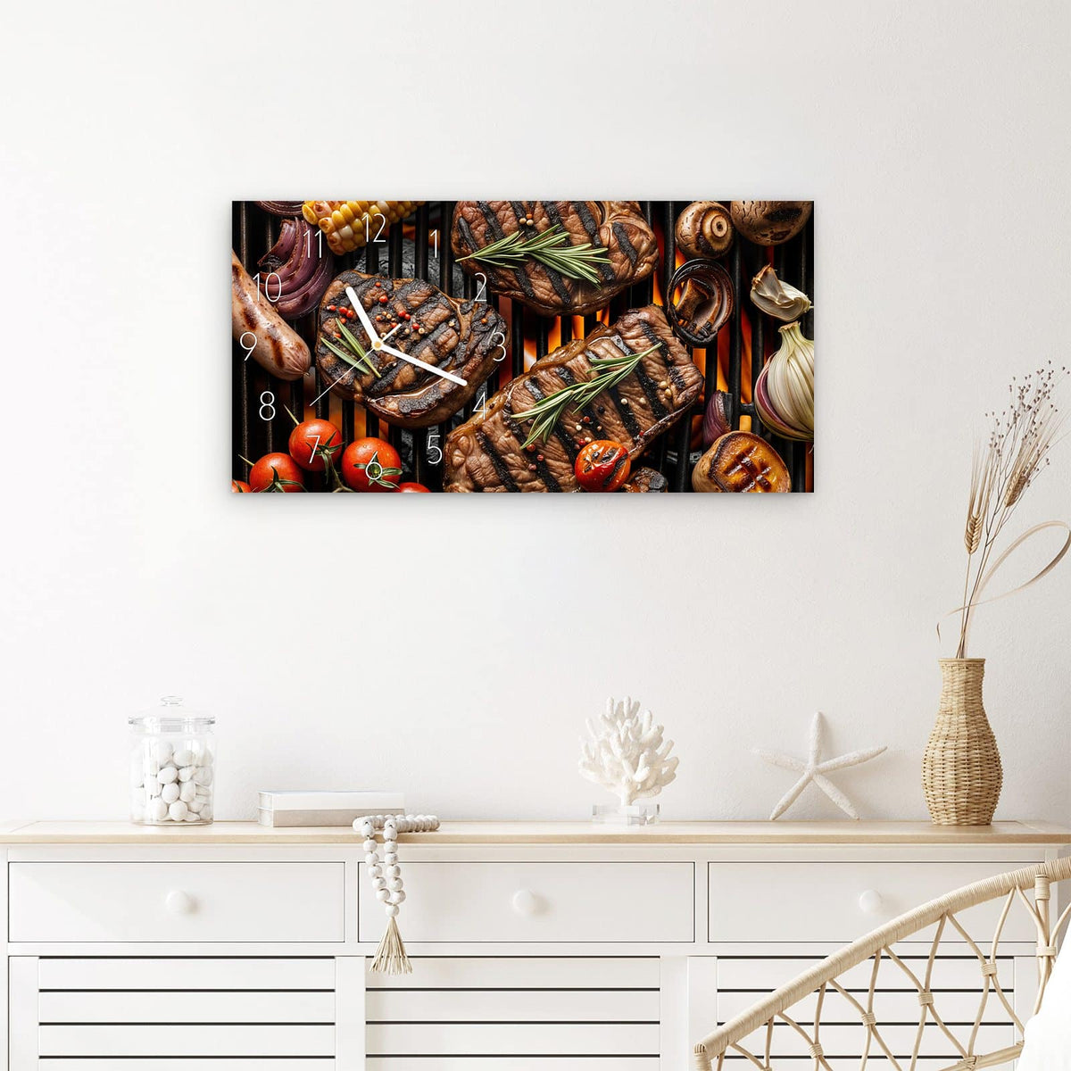 Wanduhr Sanfte Grillplatte aus Glas – Querformat 60 × 30 cm – Steaks und Gemüse auf dem Grillrost