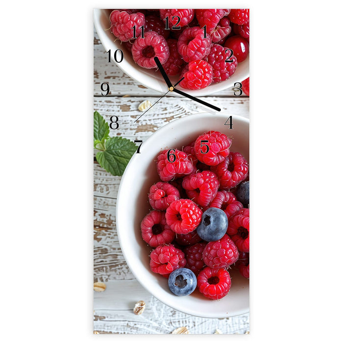 Wanduhr Himmlische Beeren aus Glas – Hochformat 30 × 60 cm mit Ziffernblatt Klassisch