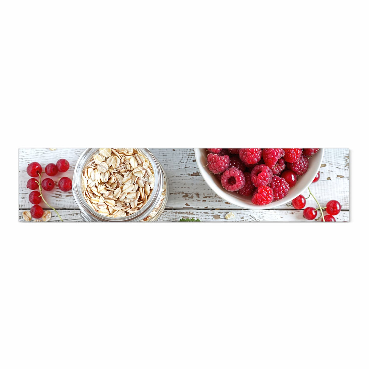 Bodenschonender Teppich fürs Esszimmer mit Motiv Himmlische Beeren in Frontansicht, waschbar