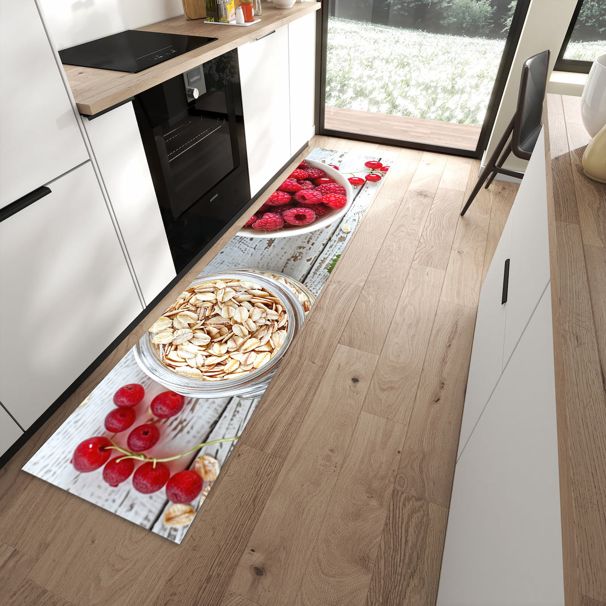 Fleckenresistenter Bodenläufer mit Motiv Himmlische Beeren in moderner Küche