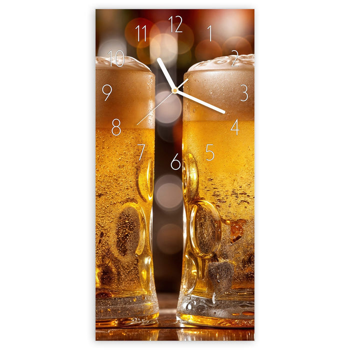 Wanduhr Zwei Bierkrüge aus Glas – Hochformat 30 × 60 cm mit Ziffernblatt Elegant