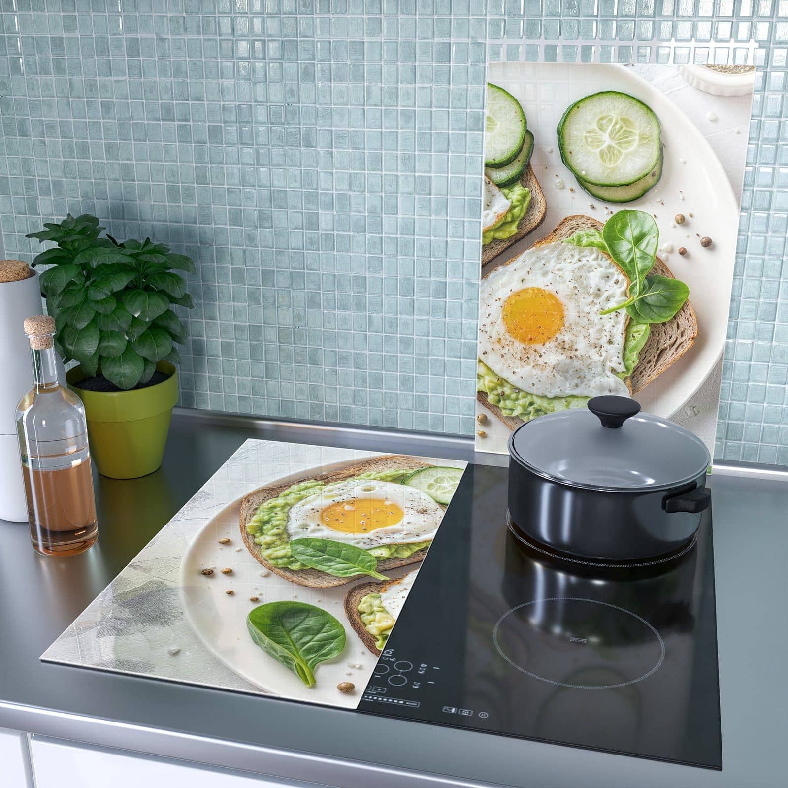 2-teilige Abdeckplatten Ceranfeld mit Brot und Avocado-Motiv als Spritzschutz hinter dem Kochfeld
