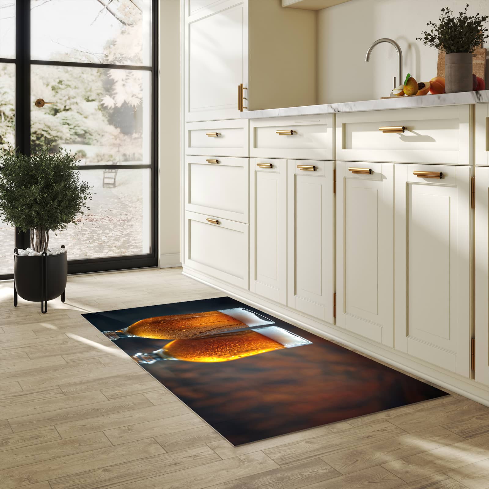 Abwaschbarer Küchenläufer mit Motiv Zwei Biergläser Holz in heller Küche für angenehme Haptik