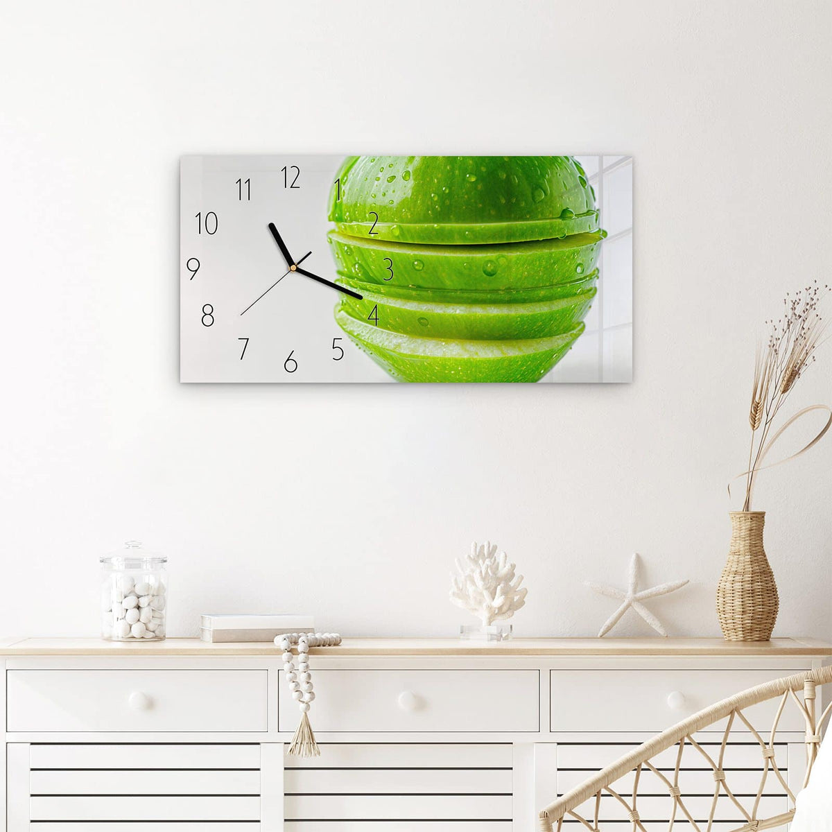 Wanduhr Geschnittener Apfel aus Glas – Querformat 60 × 30 cm – Grüner Apfel in gestapelten Scheiben