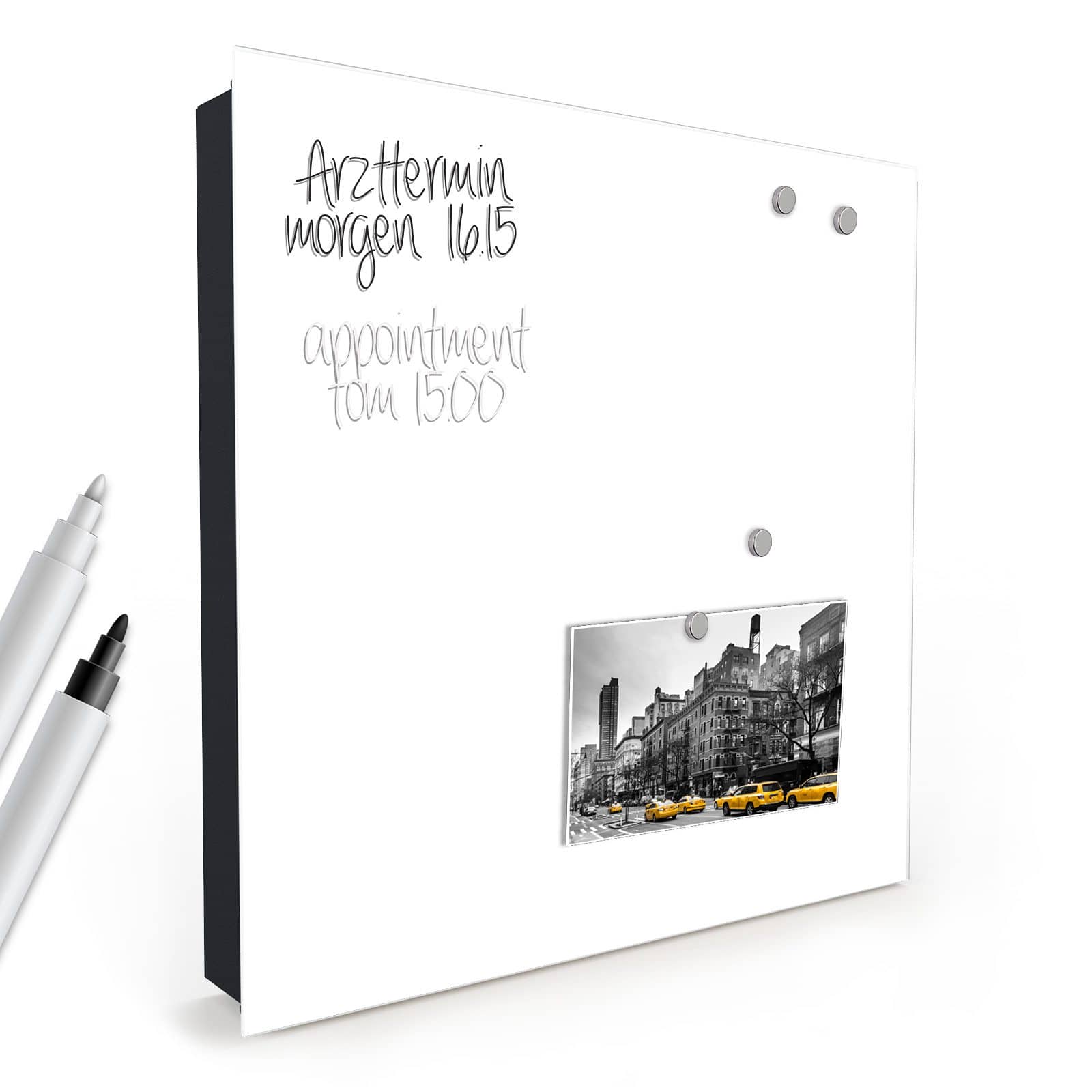 UV-beständiger Schlüsselkasten groß mit Motiv Weisser, Heller Hintergrund in schräger Produktansicht mit Zubehör