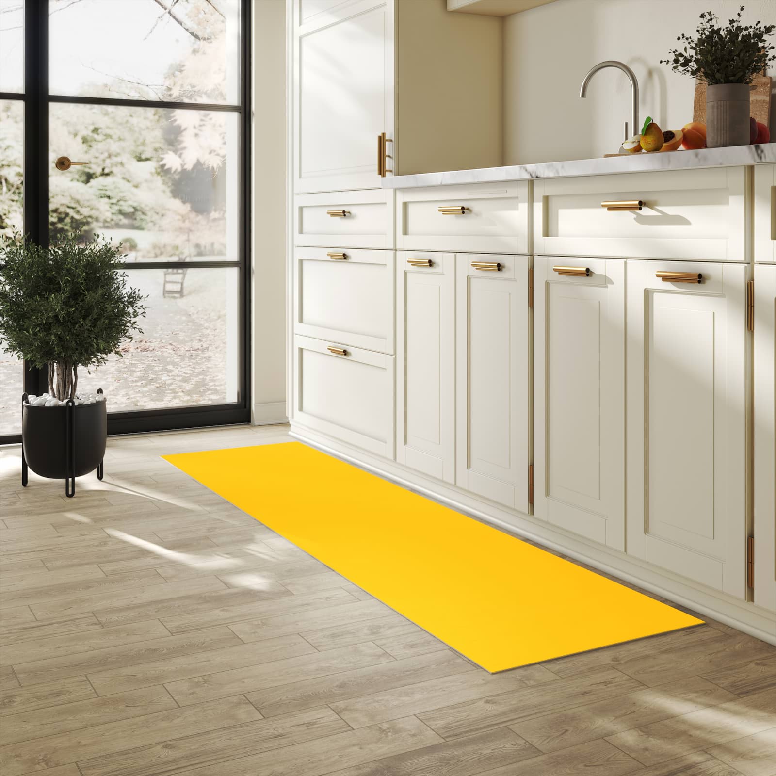 Flacher Küchenläufer mit Motiv Oranger Hintergrund I in heller Küche für lange Teppiche