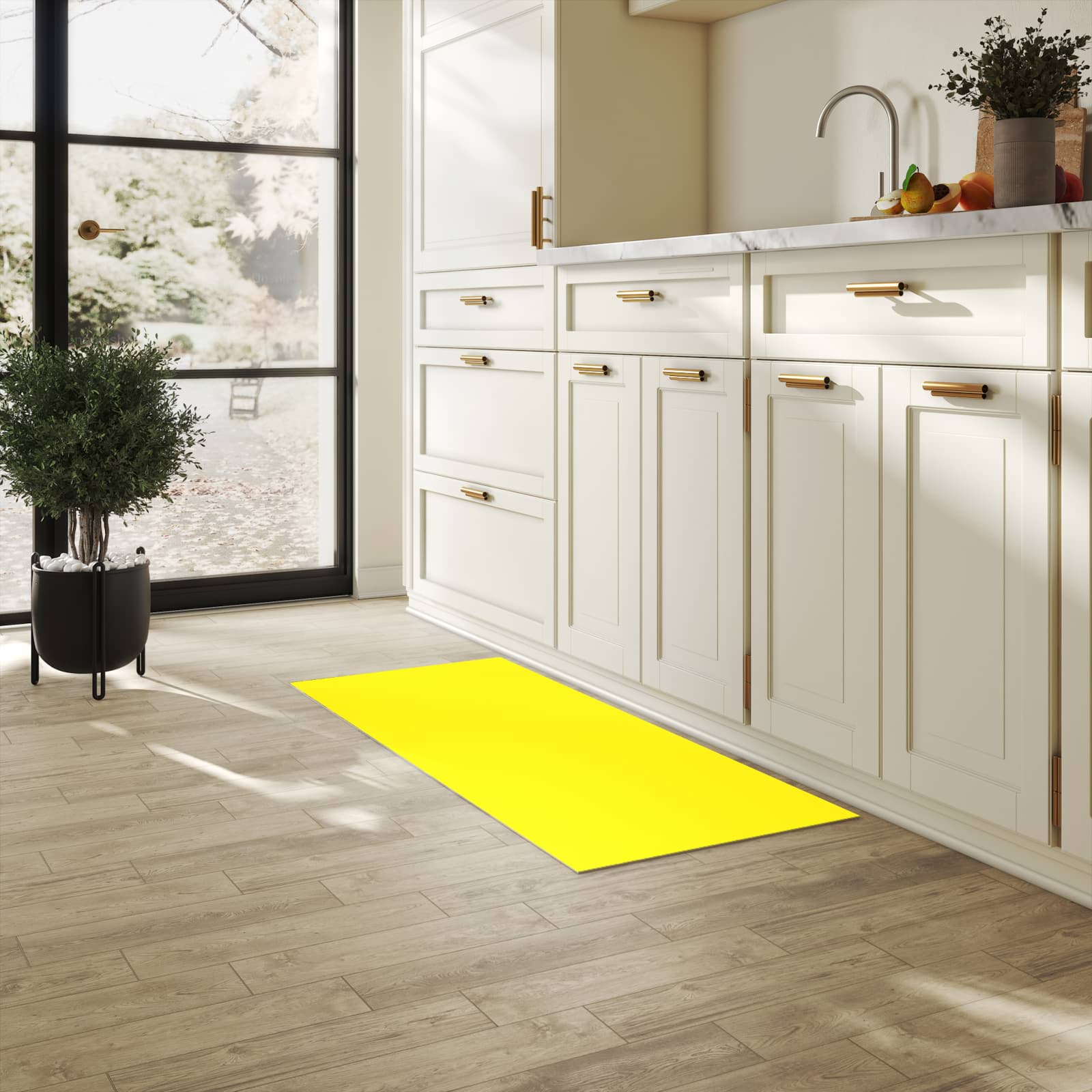 Farbbeständiger Küchenteppich mit Motiv Gelber Hintergrund I in heller Küche