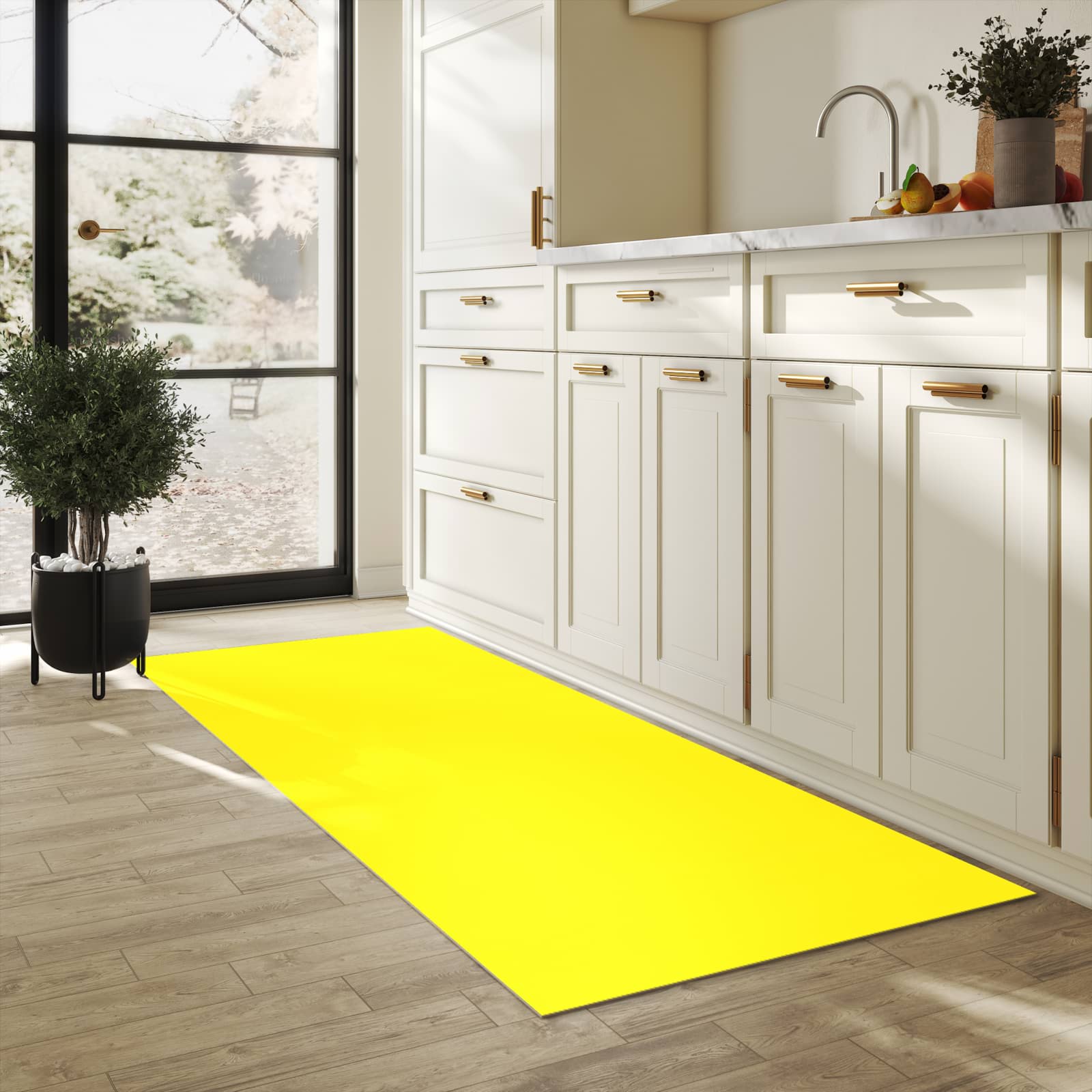 Geruchsneutraler rutschfester Küchenläufer mit Motiv Gelber Hintergrund I in heller Küche