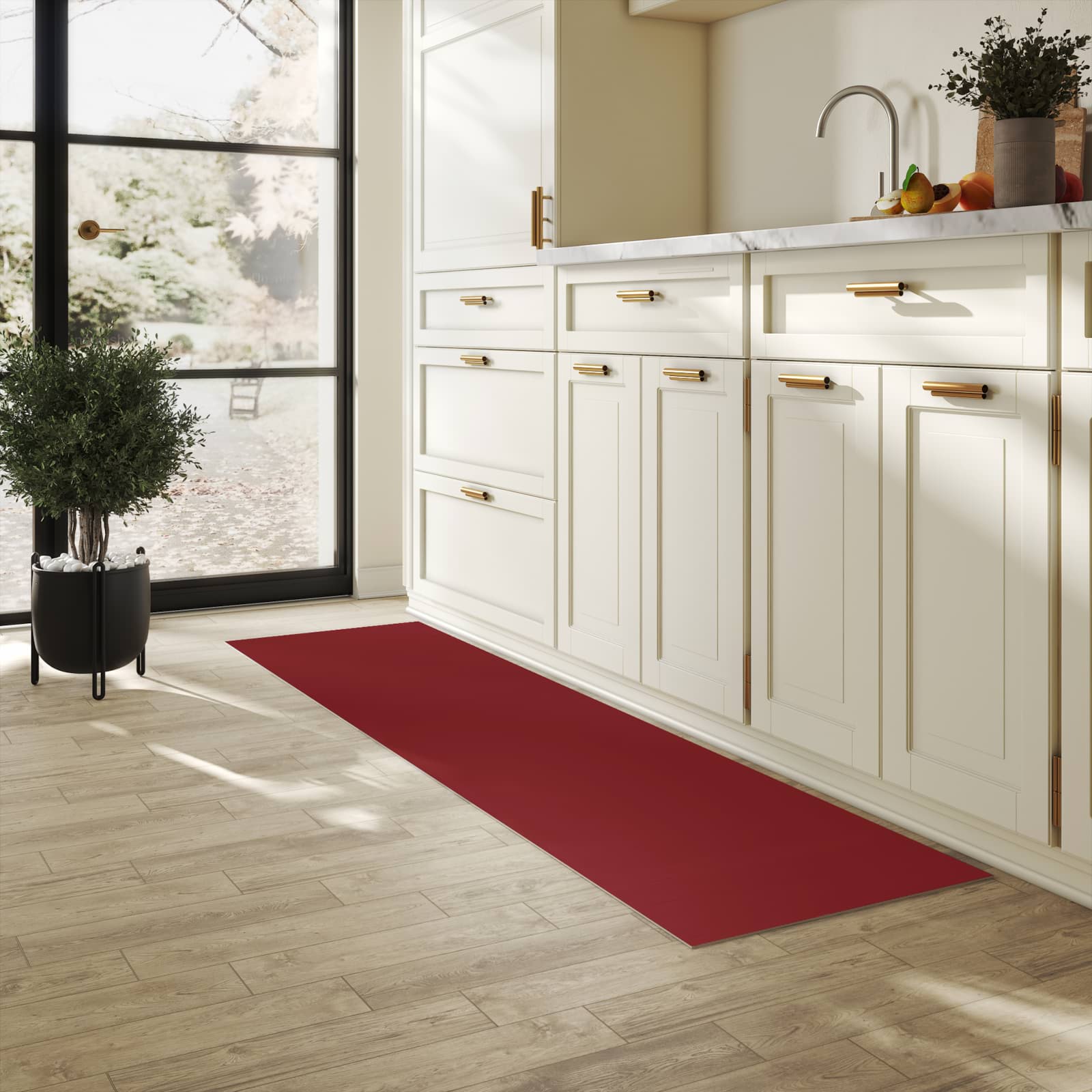 Rutschfester Küchenteppich mit Motiv Weinroter Hintergrund I in heller Küche