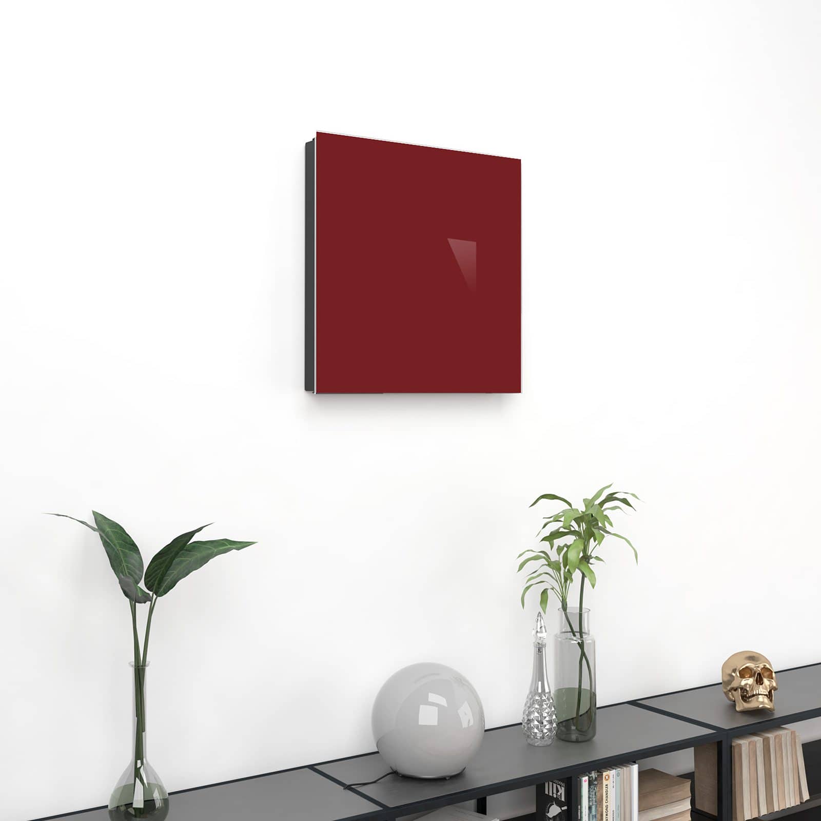 Kratzfester schlüsselkasten modern mit Motiv Weinroter Hintergrund I an Wand im Wohnzimmer