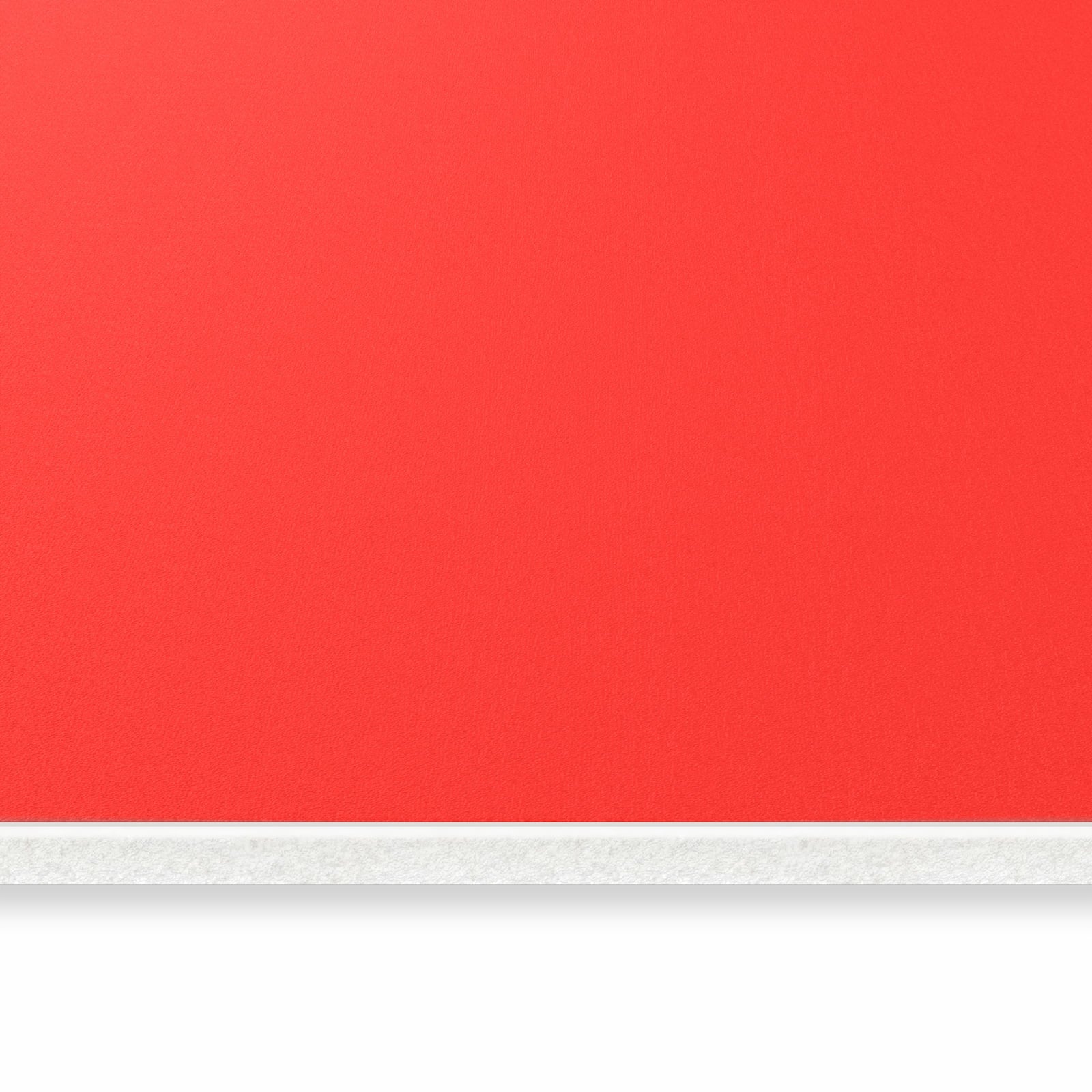 Bodenschonender großer Küchenteppich mit Motiv Roter Hintergrund I in seitlicher Ansicht