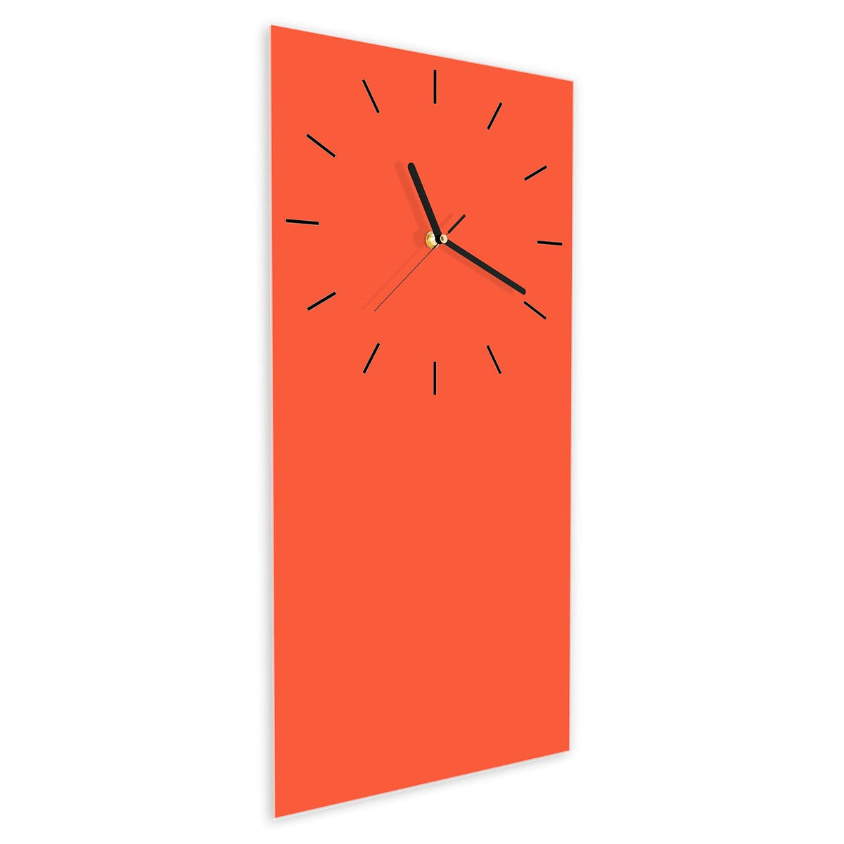 Wanduhr aus Glas im Hochformat Rotoranger Hintergrund schräg von der Seite, 4 mm starkes Glas