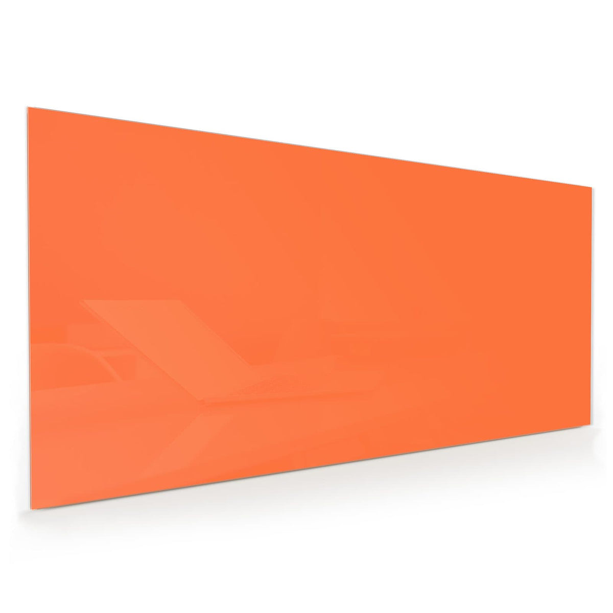 Küchenrückwand aus Glas im Hochformat mit Motiv Mandarinorange: Vollflächiges helles, warmes Orange mit Rotanteil