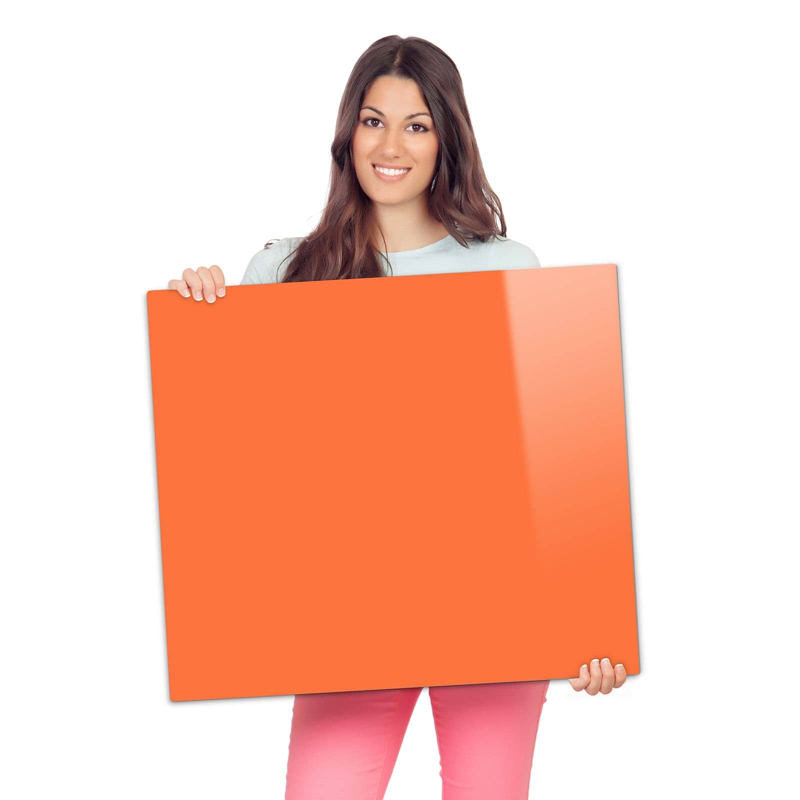 Herdabdeckplatte mit Dunkeloranger Hintergrund I-Motiv wird zur Größendarstellung gehalten