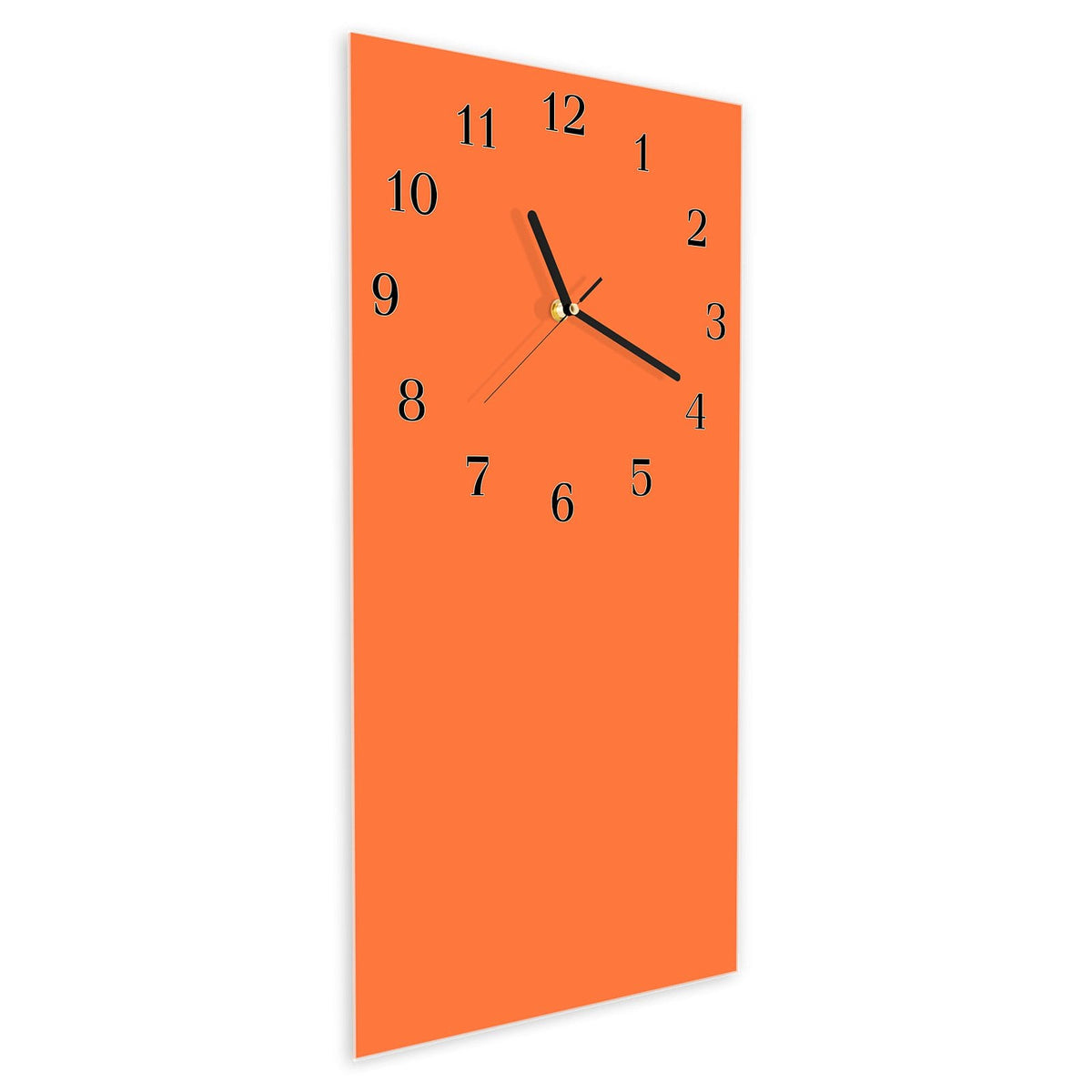Wanduhr aus Glas im Hochformat Korallenorange schräg von der Seite, 4 mm starkes Glas