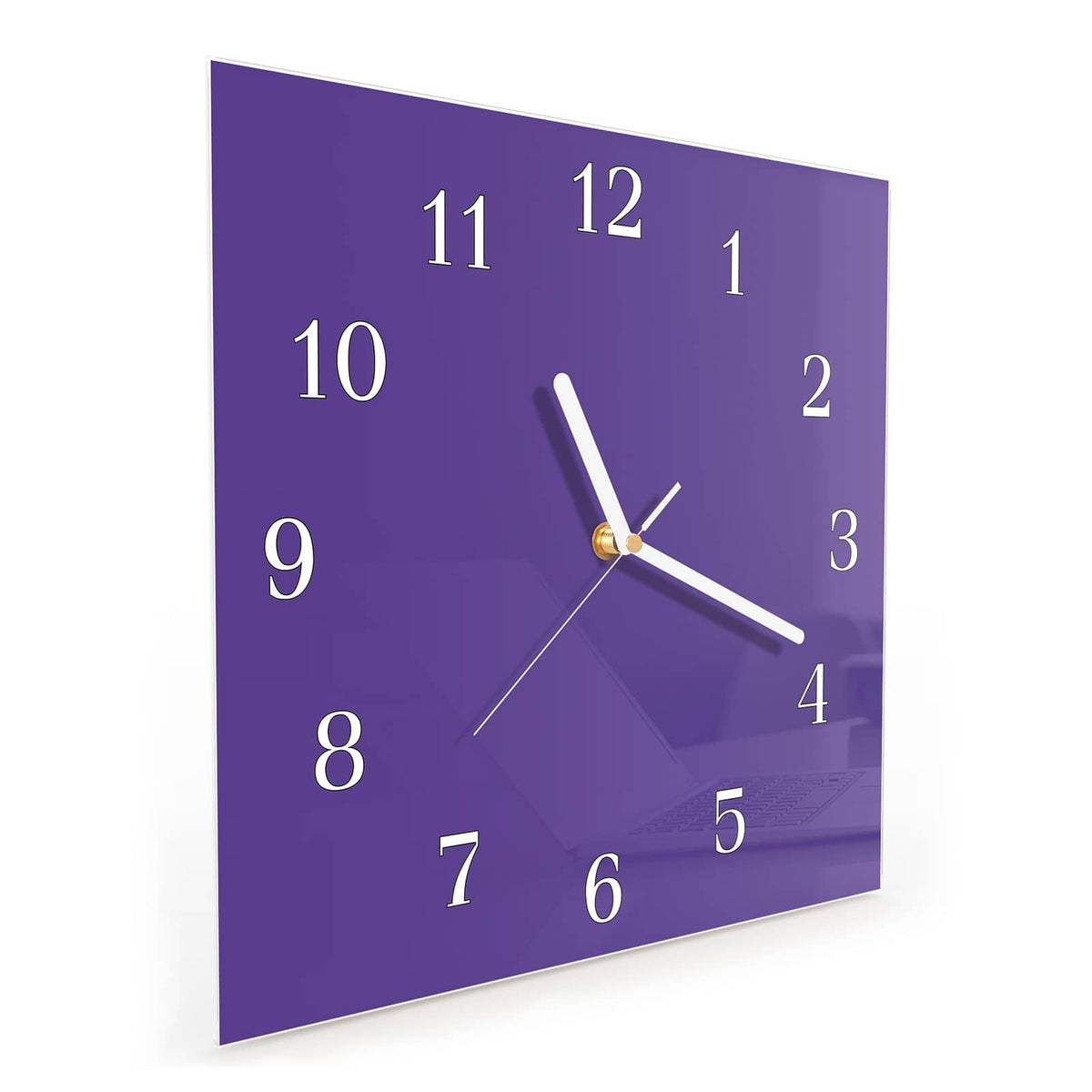 Quadratische Wanduhr aus Glas Amethyst schräg von der Seite, 4 mm starkes Glas