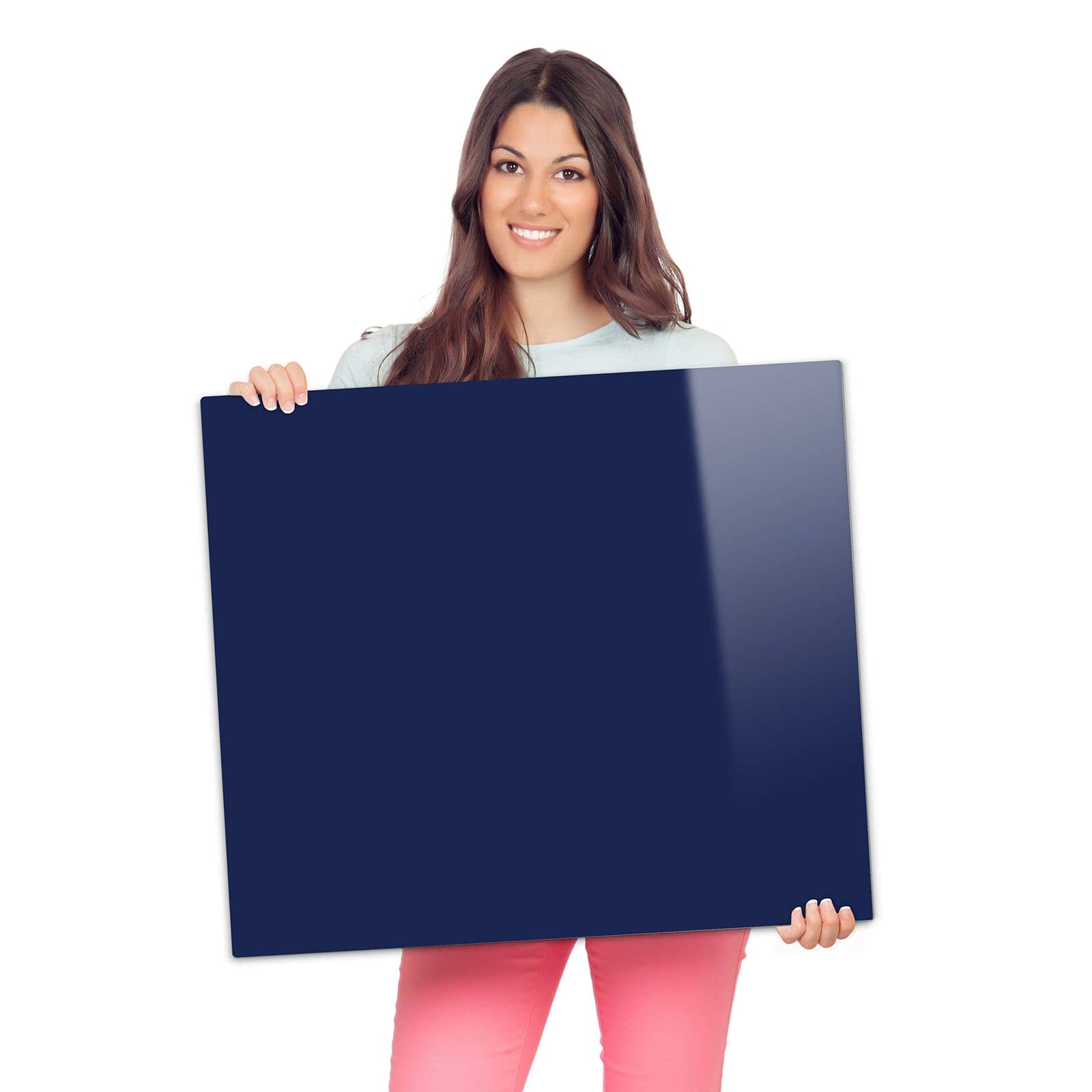 Herdabdeckplatte mit Marineblauer Hintergrund II-Motiv wird zur Größendarstellung gehalten