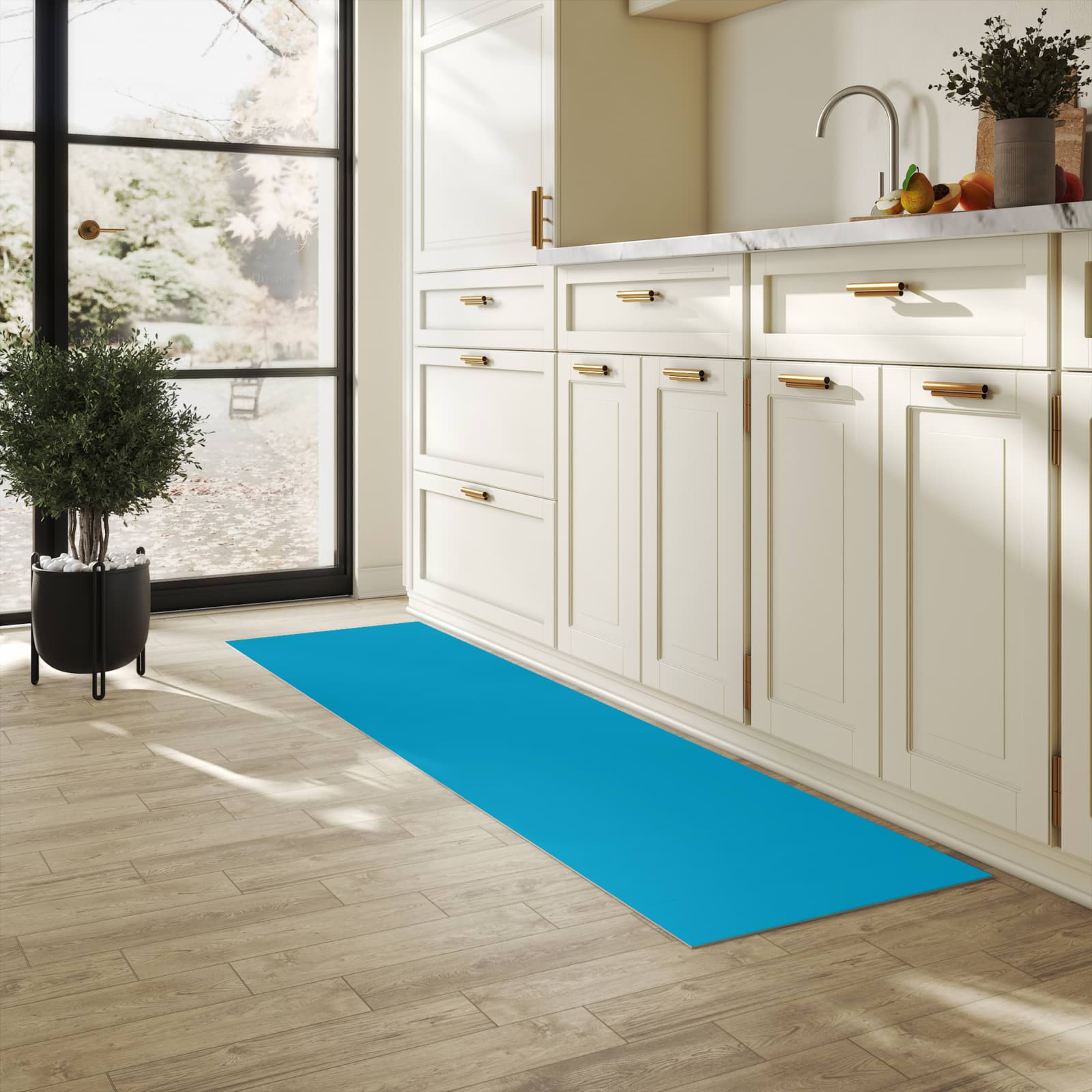 Formstabiler Küchenteppich mit Motiv Türkiser Hintergrund I in heller Küche