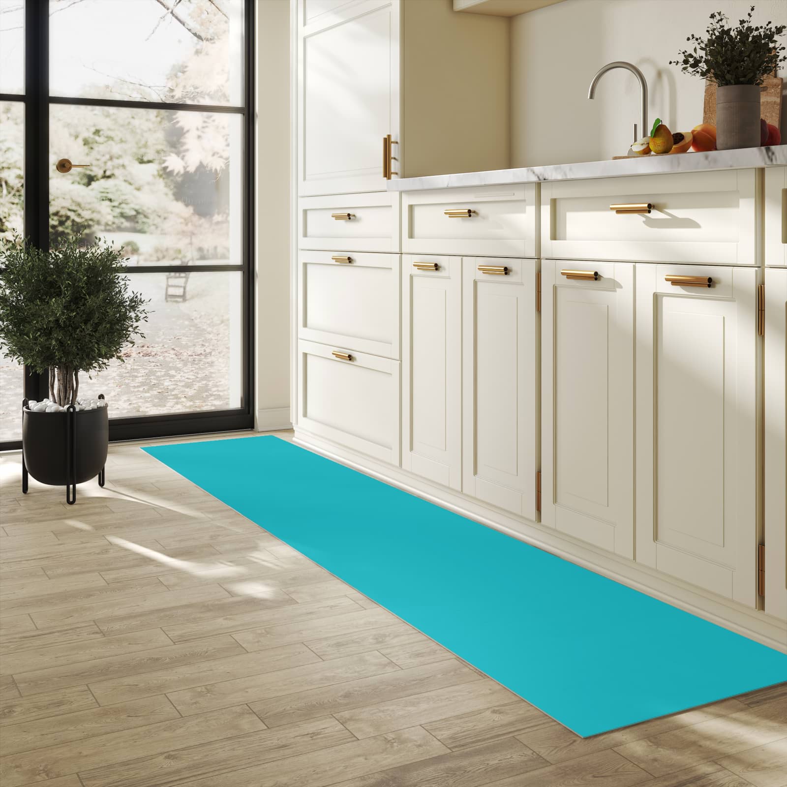 Waschbarer Küchenläufer mit Motiv Türkiser Hintergrund II in heller Küche für angenehme Haptik