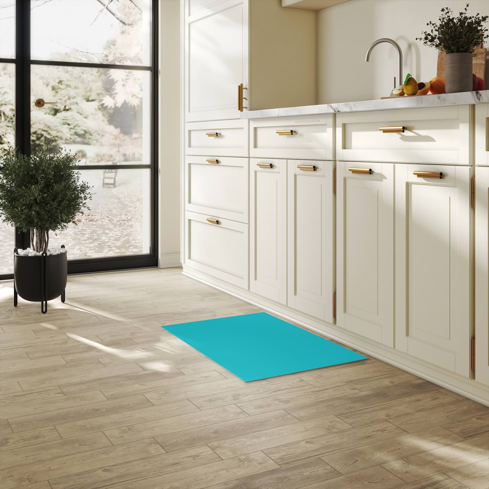 Hygienischer moderner Küchenläufer mit Motiv Türkiser Hintergrund II in heller Küche