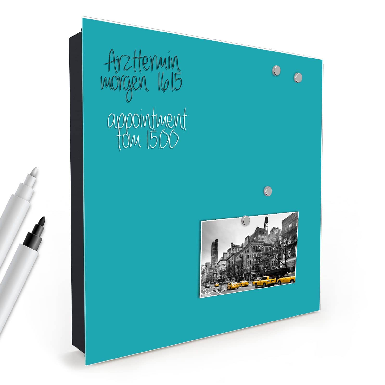 Pflegeleichter Schlüsselkasten mit Motiv Türkiser Hintergrund II in schräger Produktansicht mit Zubehör