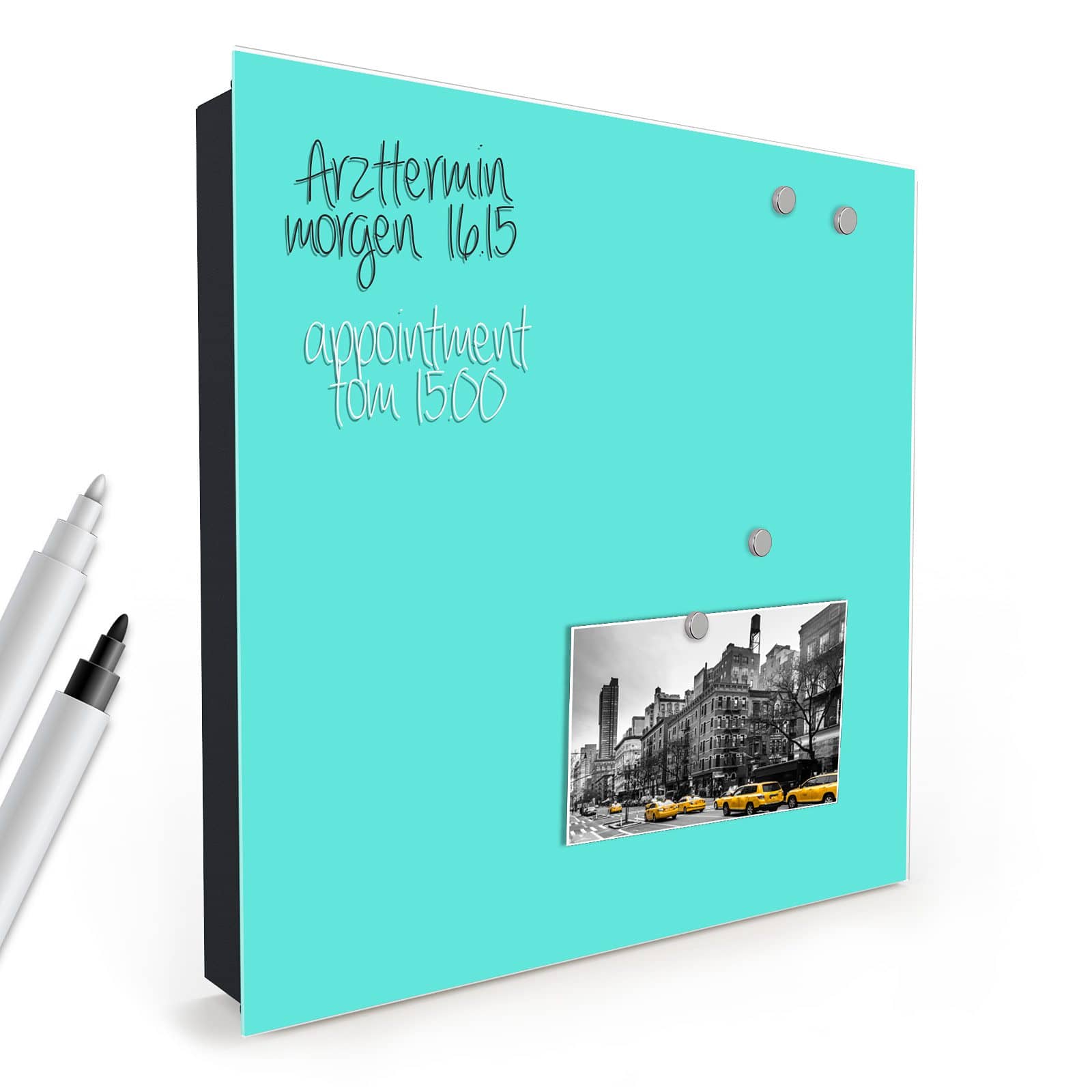 UV-beständiger Schlüsselkasten mit Motiv Mintblauer Hintergrund in schräger Produktansicht mit Zubehör