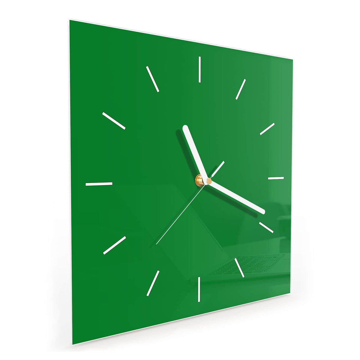 Quadratische Wanduhr aus Glas Smaragdgrün schräg von der Seite, 4 mm starkes Glas
