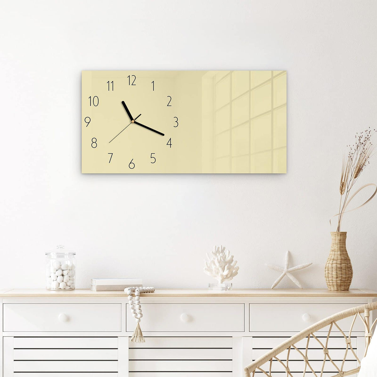Wanduhr Beiger Hintergrund aus Glas – Querformat 60 × 30 cm – Neutrales Beige als sanfte Fläche