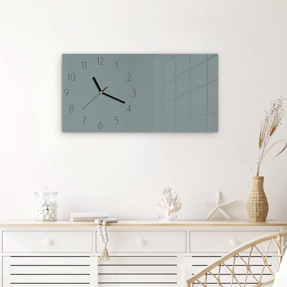 Wanduhr Grauer Hintergrund I aus Glas – Querformat 60 × 30 cm – Neutrales Grau in klarer Optik