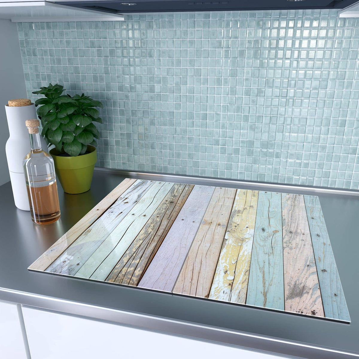 Sechs Aufgaben, eine Platte – Herdabdeckplatte Holzbretter in Pastell