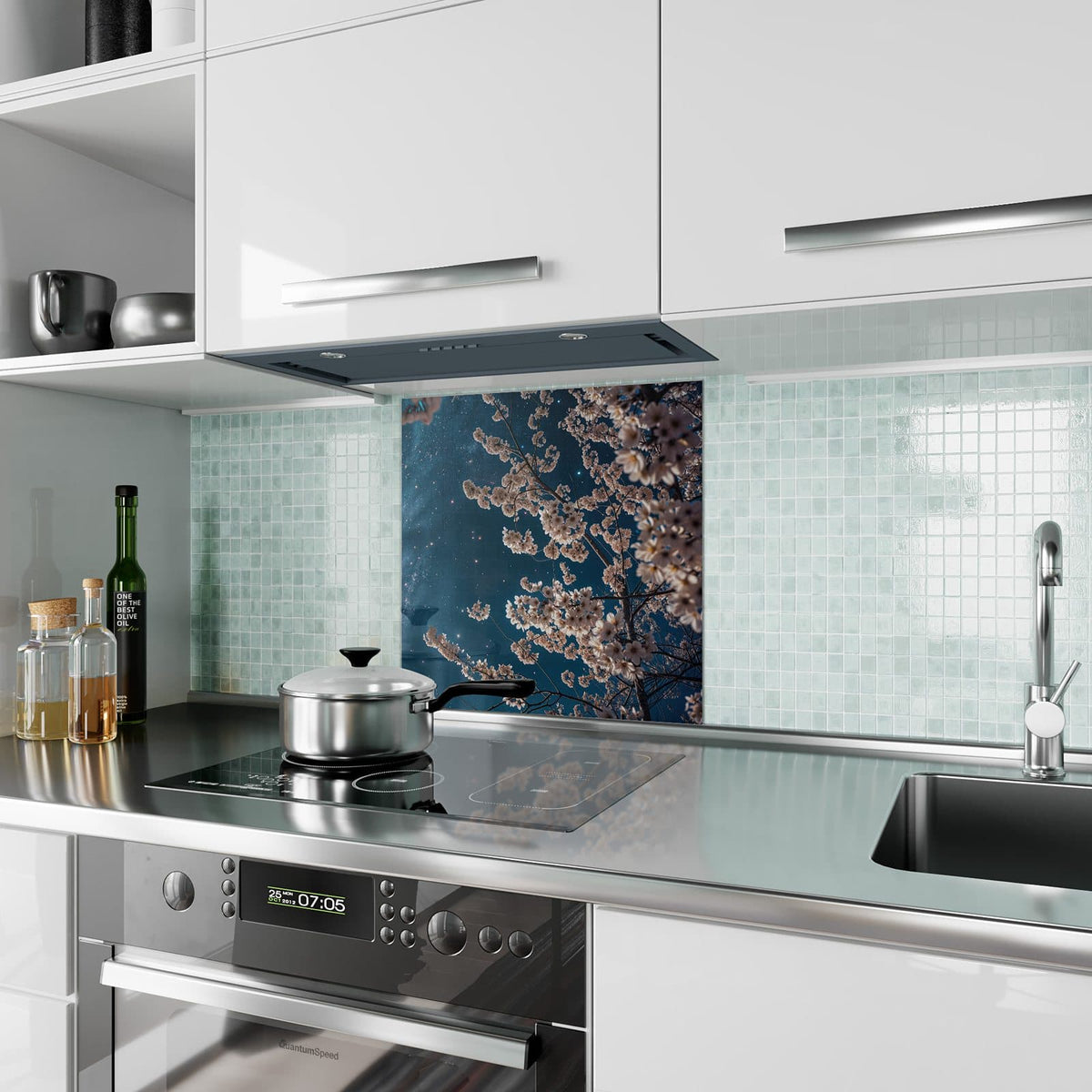 Küchenrückwand aus Glas Blüten unter Sternen im quadratischen Format als Spritzschutz hinter dem Kochfeld, über dem Fliesenspiegel montiert