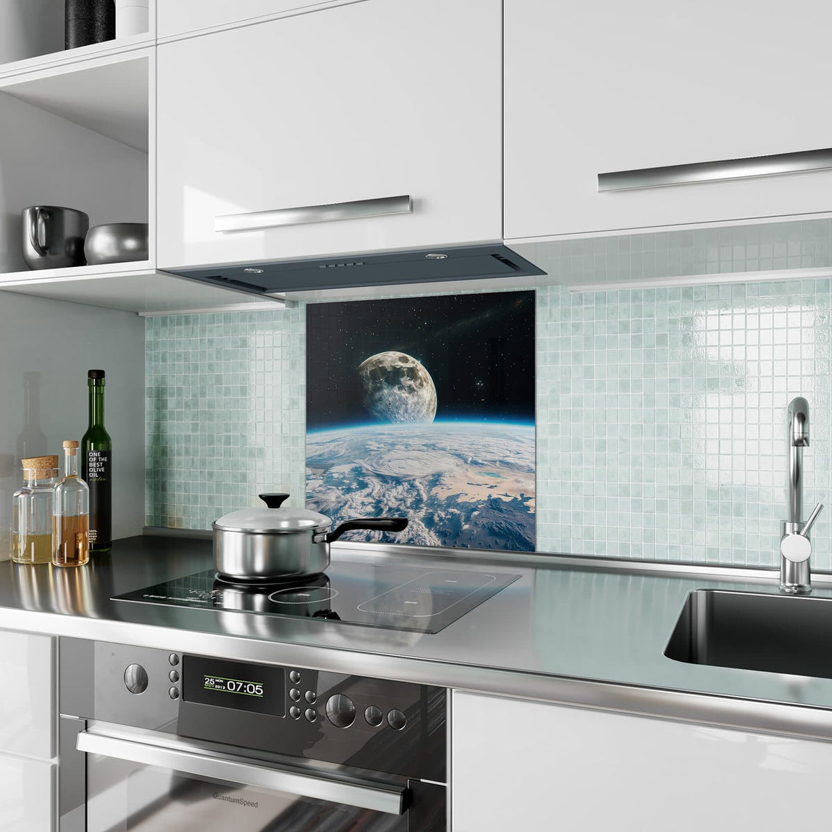 Küchenrückwand aus Glas Mond über der Erde im quadratischen Format als Spritzschutz hinter dem Kochfeld, über dem Fliesenspiegel montiert