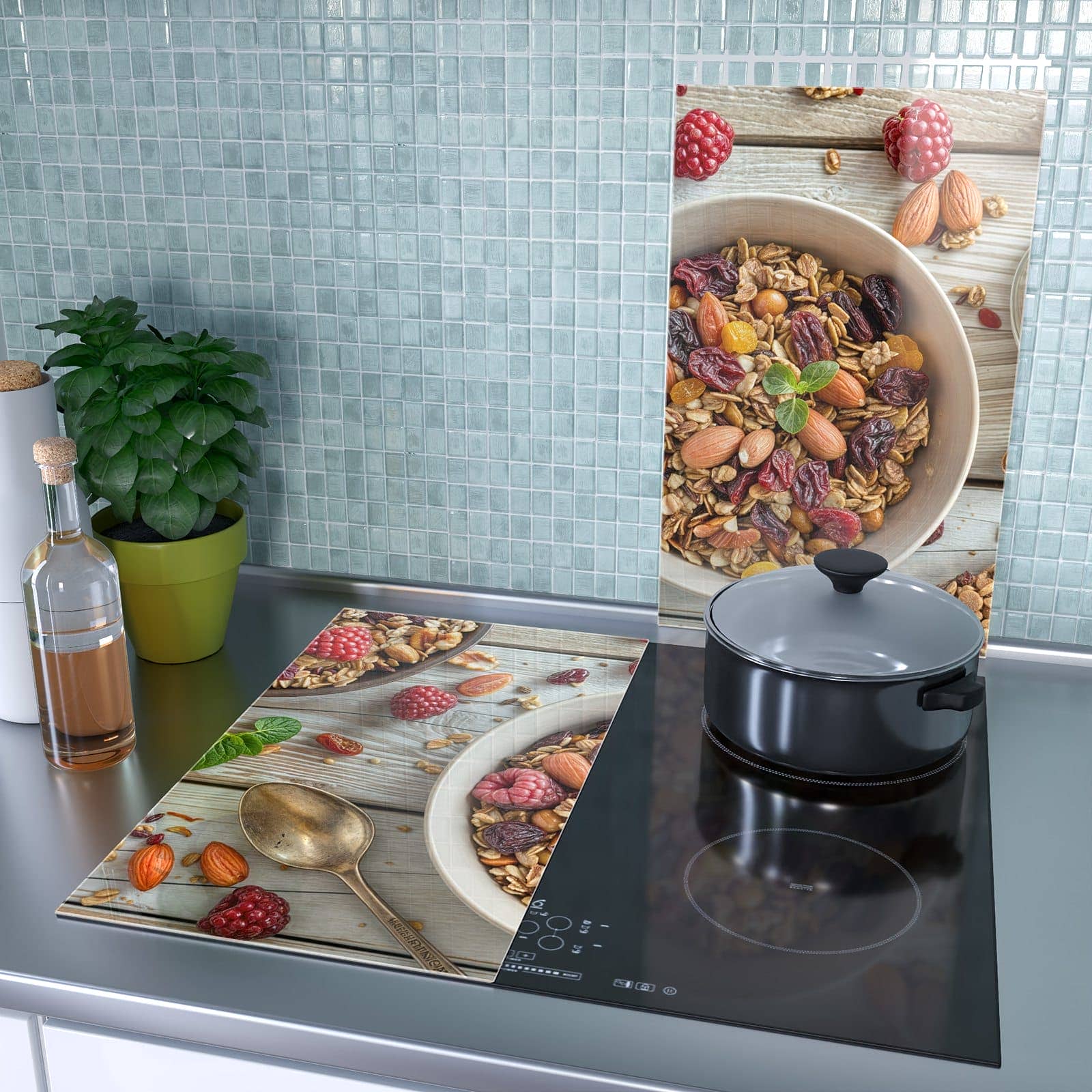 2-teilige Herdabdeckplatte mit Luxuriöses Frühstück-Motiv als Spritzschutz hinter dem Kochfeld