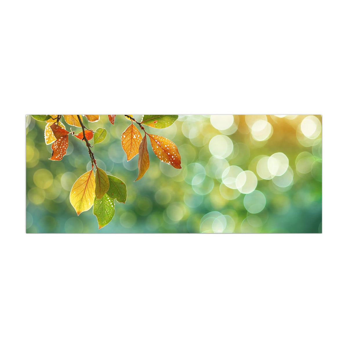 Küchenrückwand aus Glas Blätter mit Tautropfen im Hochformat, Motiv bildfüllend von vorn